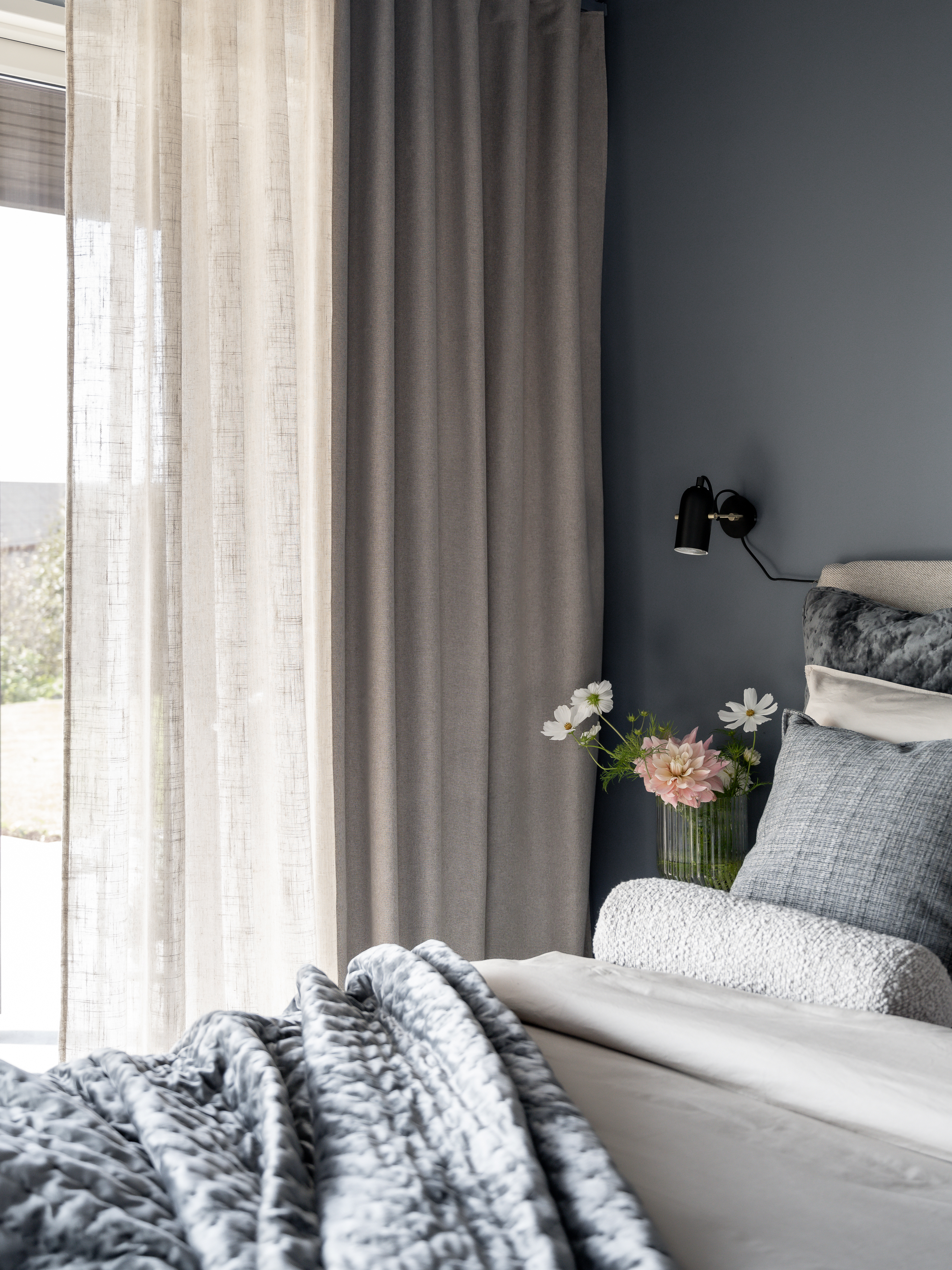 Svanefors Jane Blackout Gardinlängd Brun 270cm 2-pack