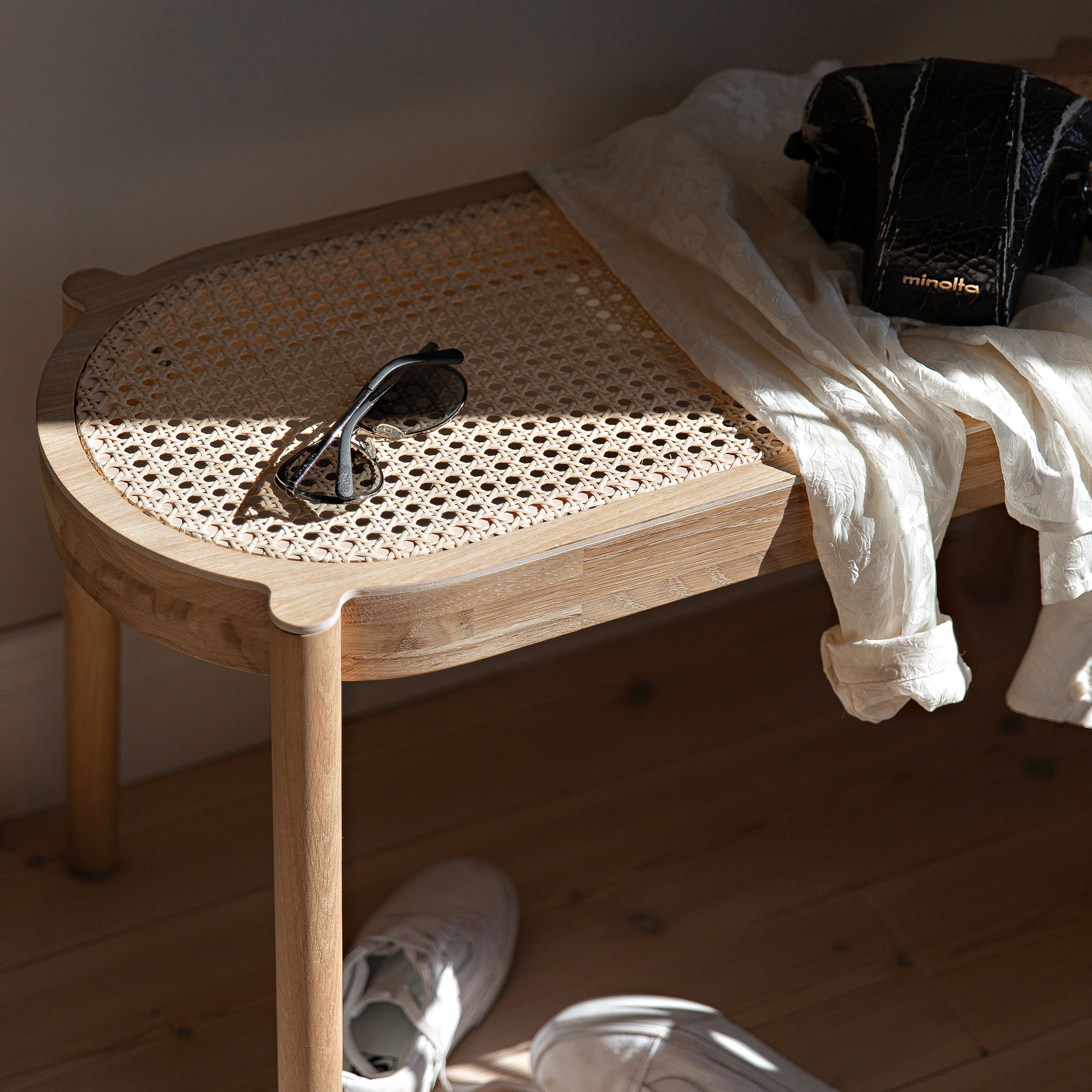 Northern Pal Bank Light Oiled Oak/Light Mesh 80cm