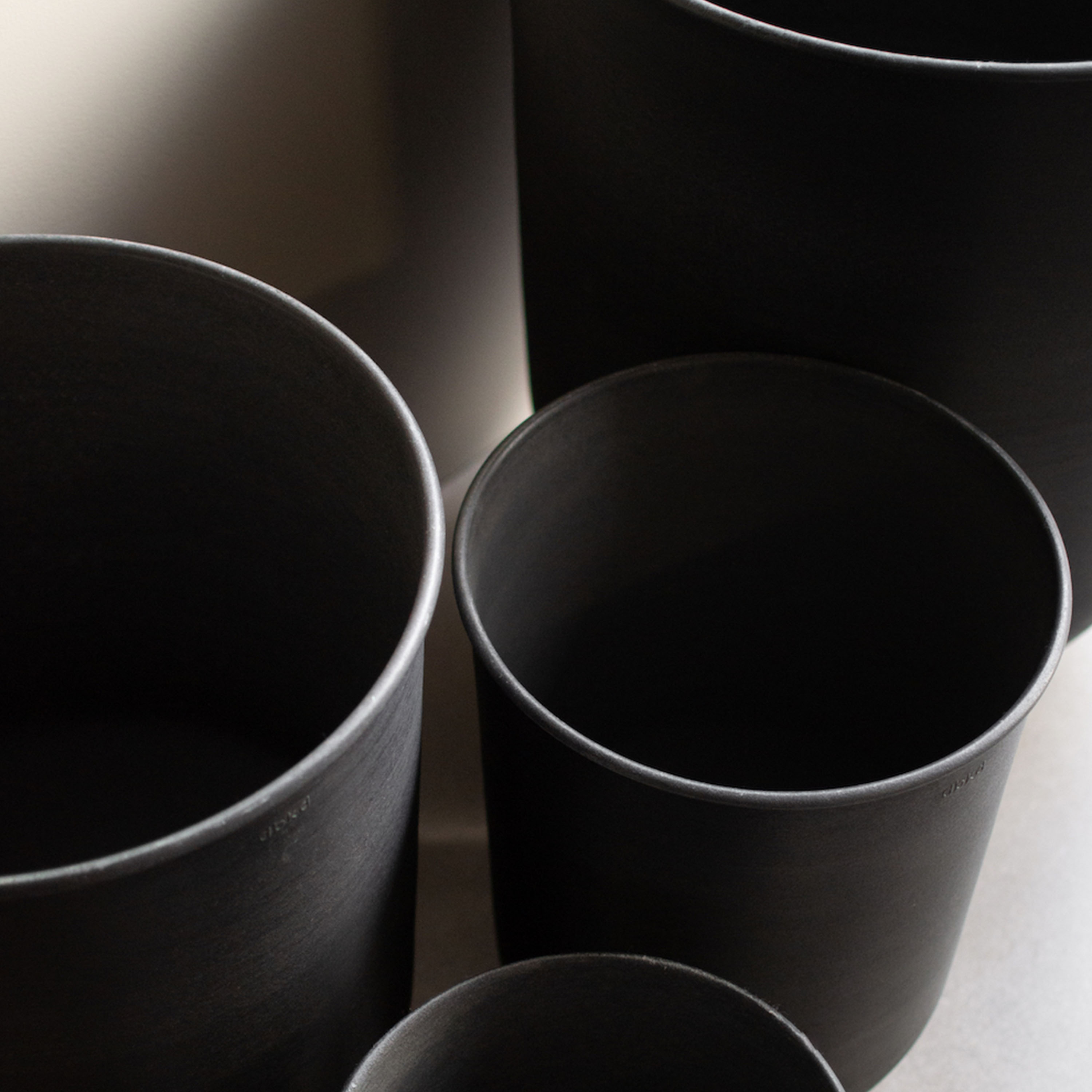 DBKD Out Ruukku 4 kappaleen pakkaus Musta