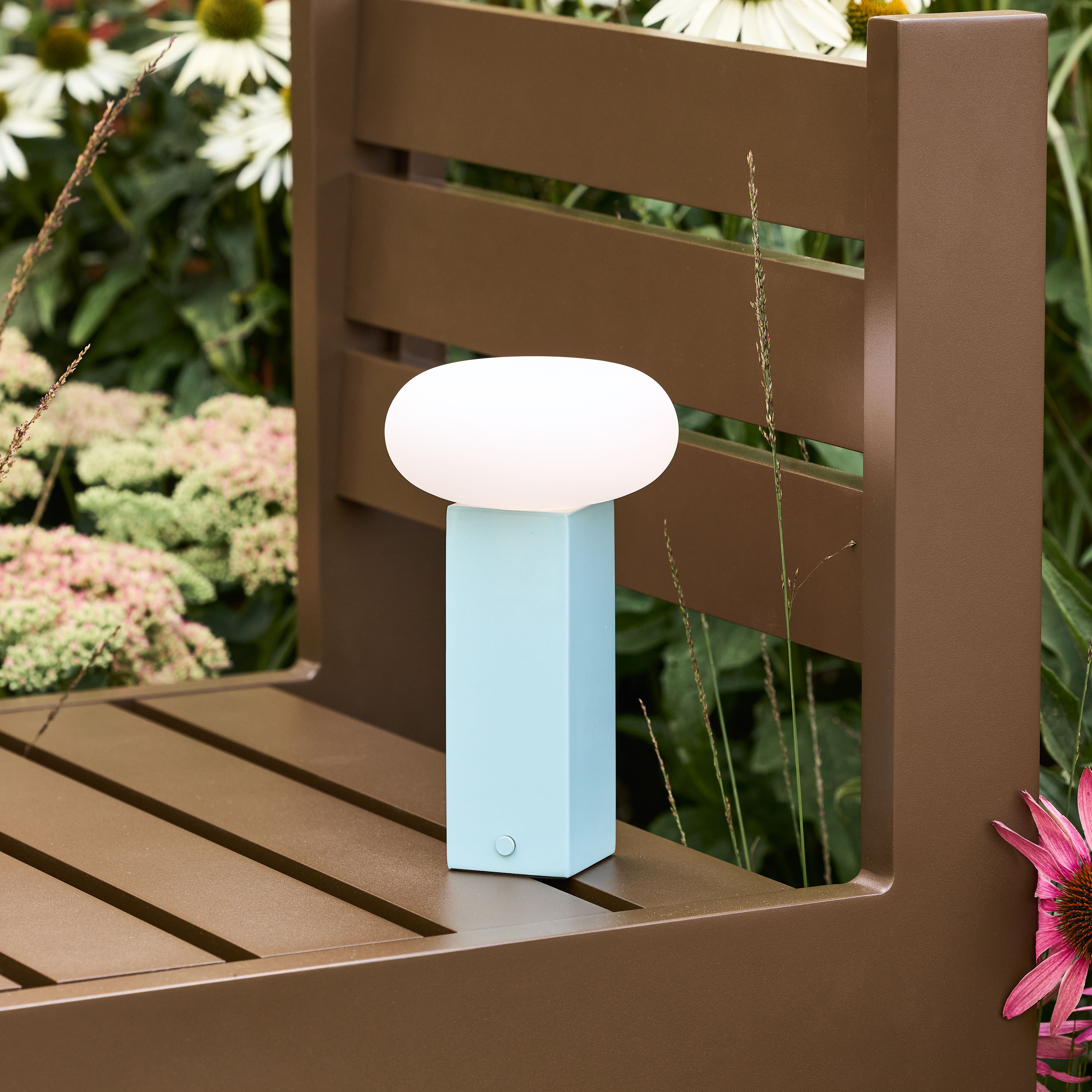 Hübsch Low Bærbar Lampe Blue 20cm