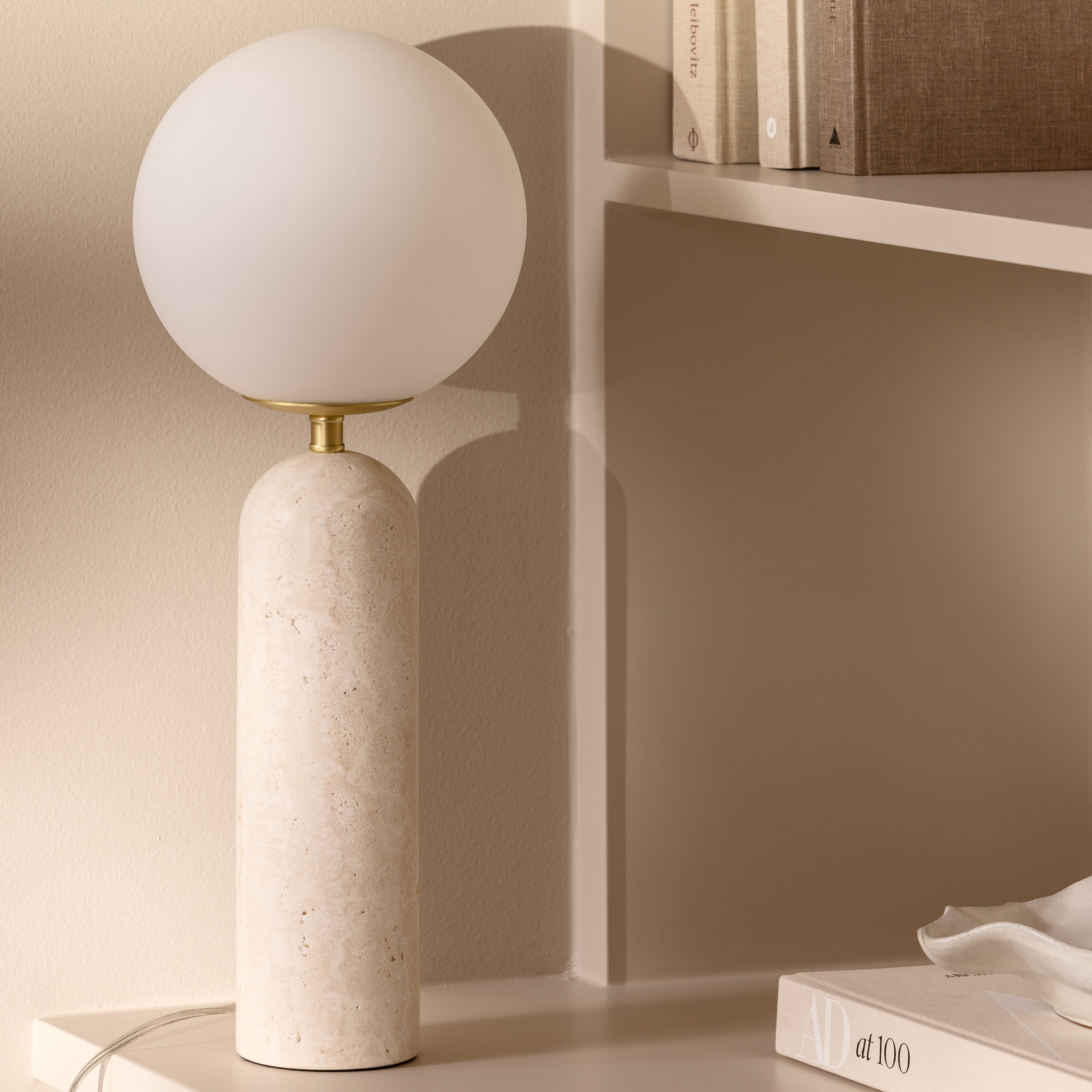 Globen Lighting Torrano Tischlampe Beige/Weiß