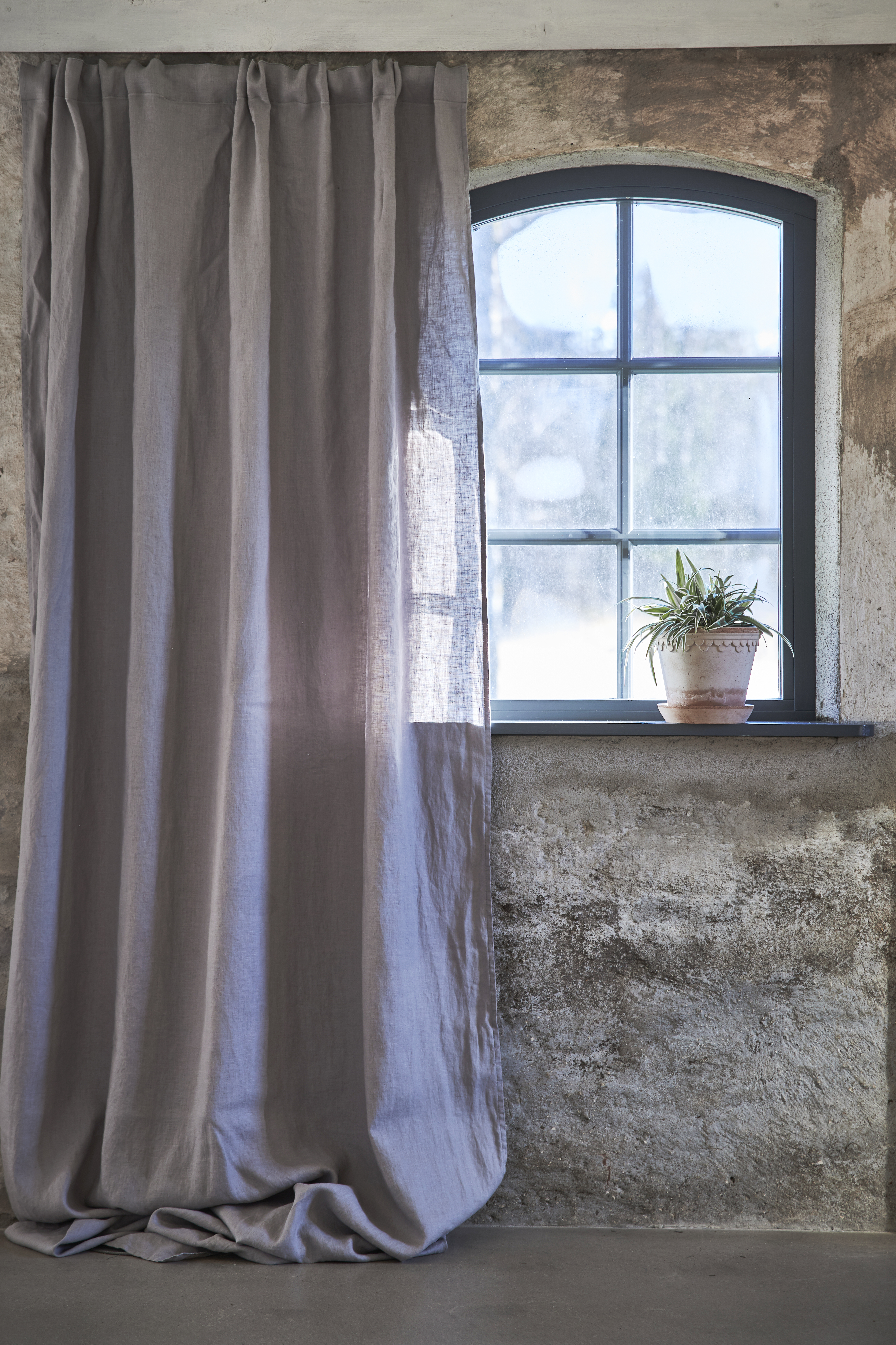 Boel &amp; Jan Sabina sivuverho pellava harmaa 300cm