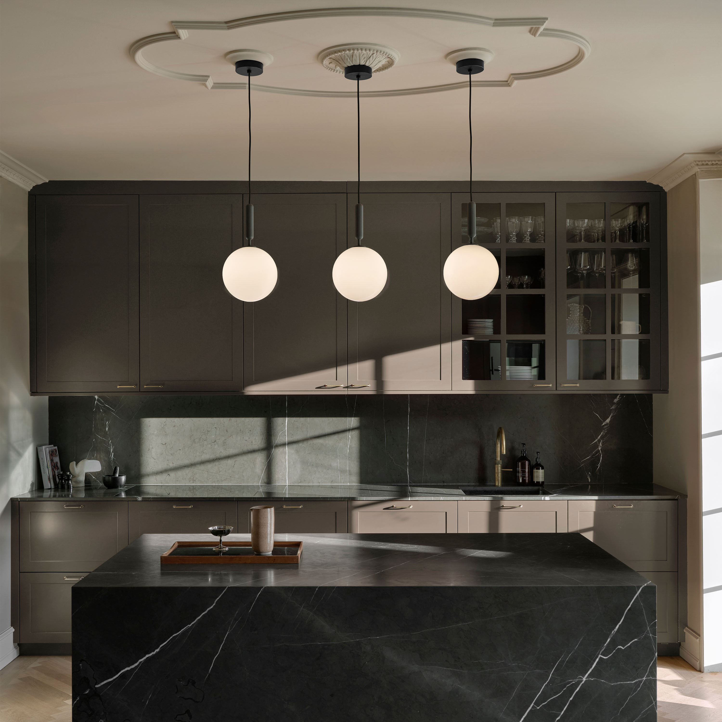 Miira 1 Taklampa Rock Grey/Opal Ø20
