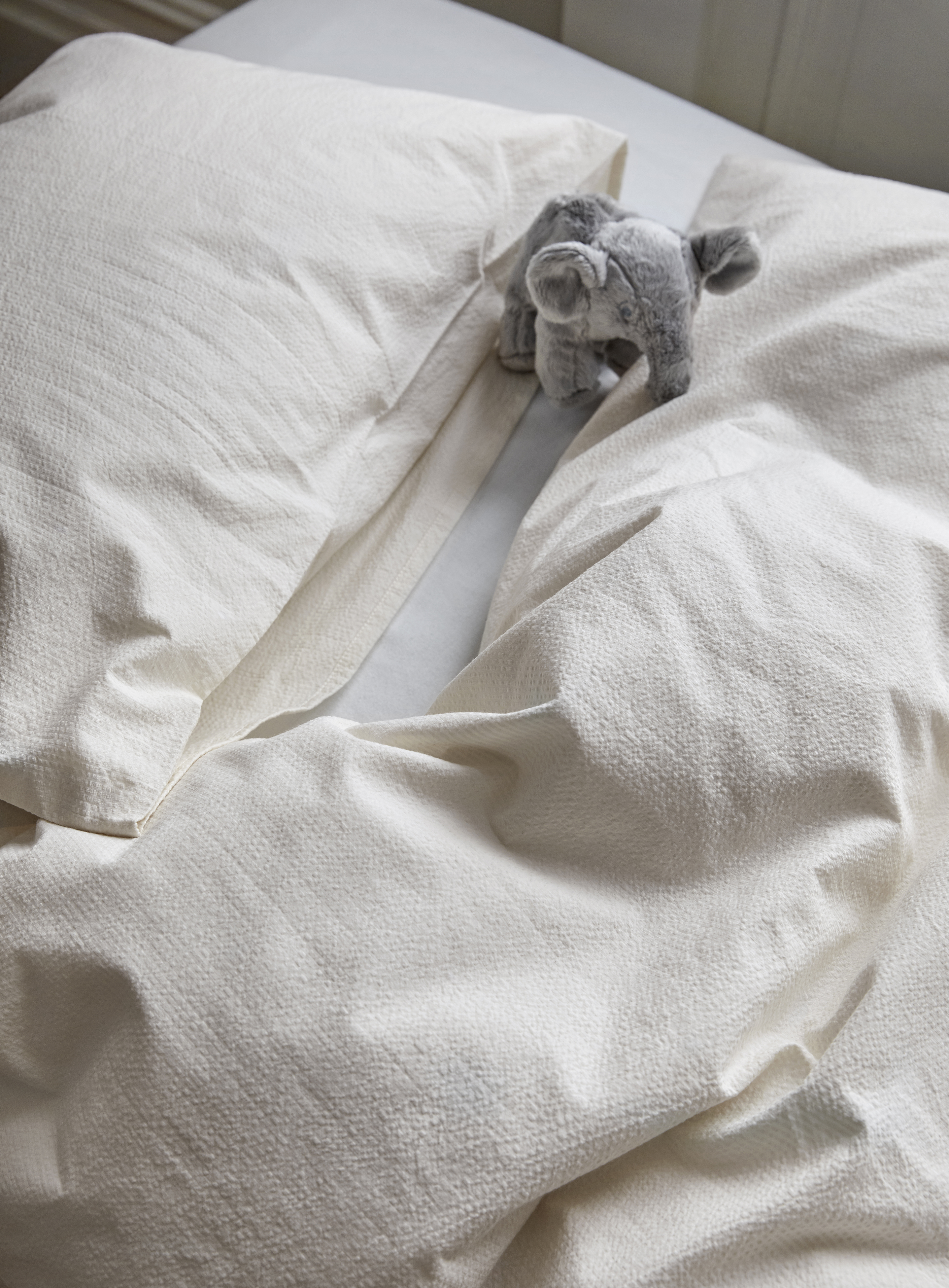 Høie Ara Lapsi Pussilakanasetti Kreppi Beige