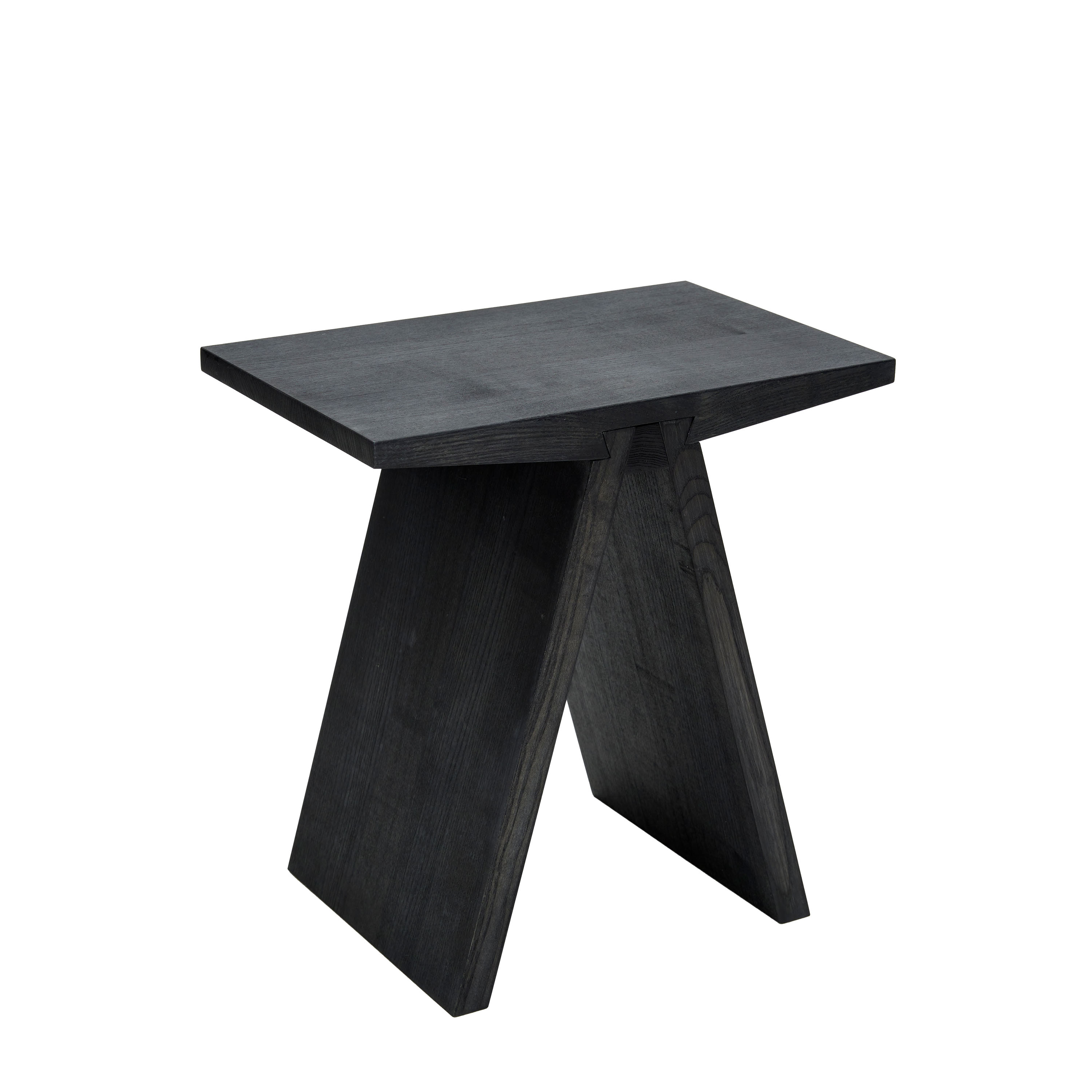 Angle Hocker Black Stain/Oil Ash 45x29