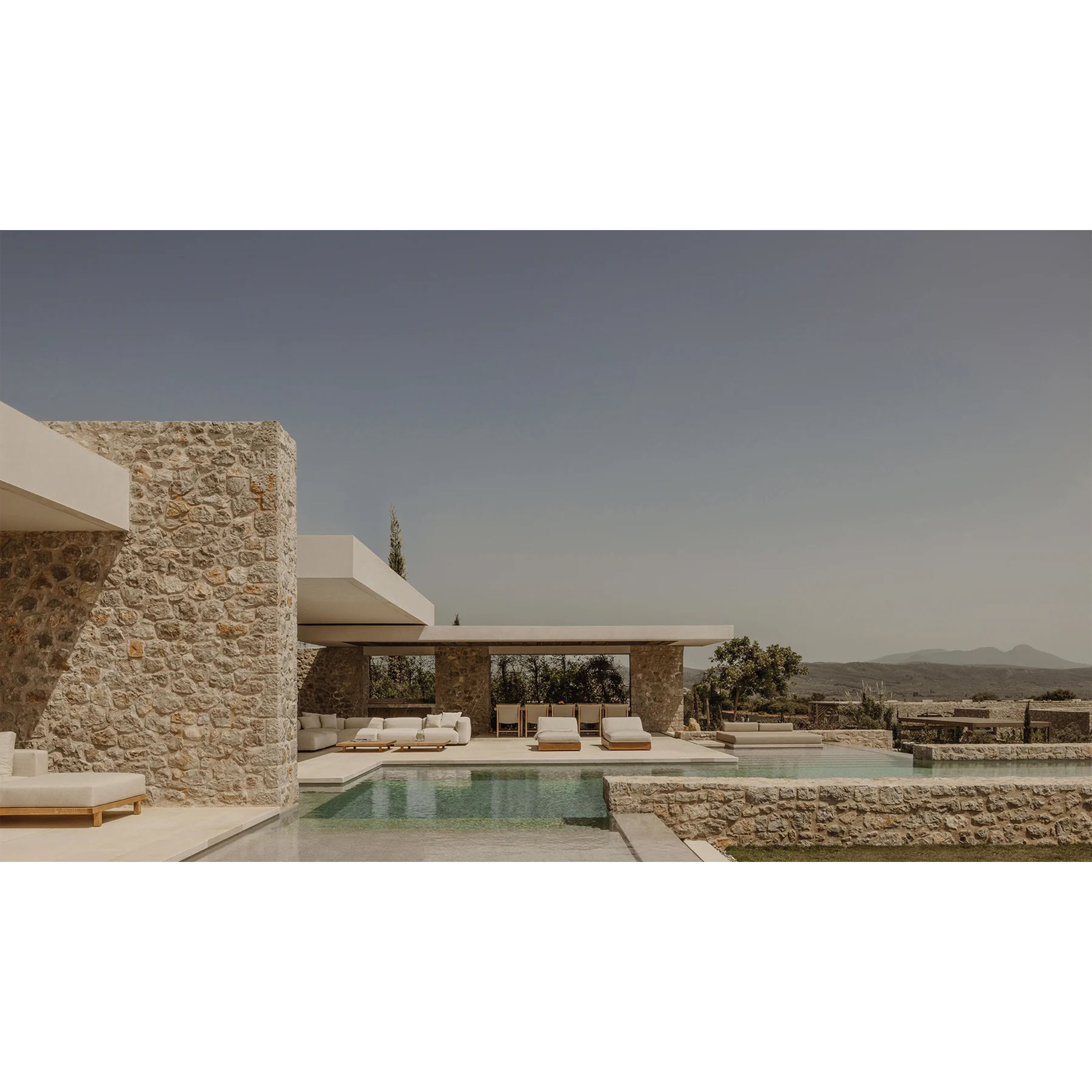 New Mags Contemporary Beach Houses Coffee Table Book