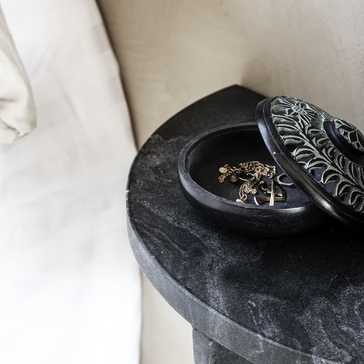 House Doctor Mega Vägghängt Sängbord