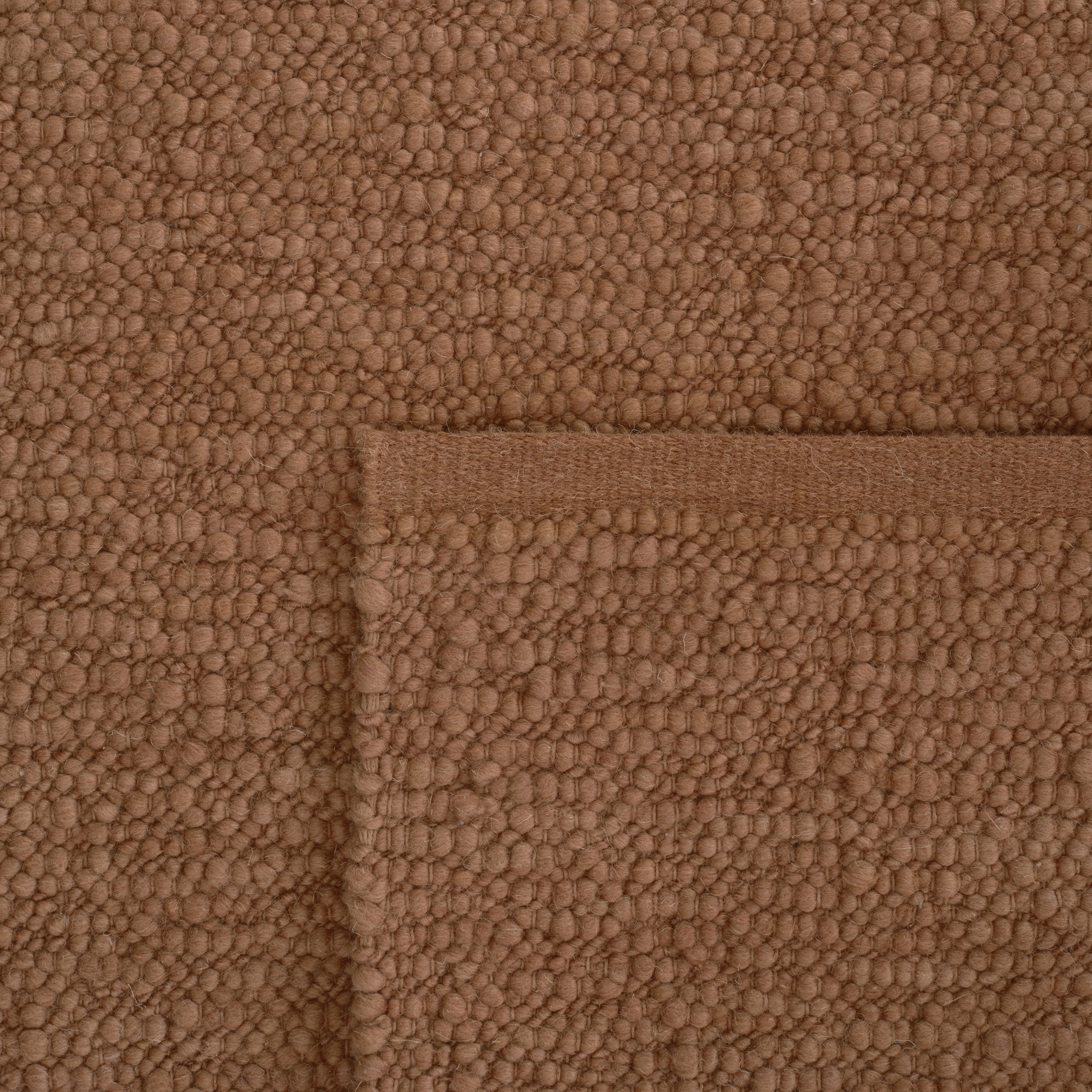 Linie Design Pebbled Poem Villamatto Terracotta 250x350