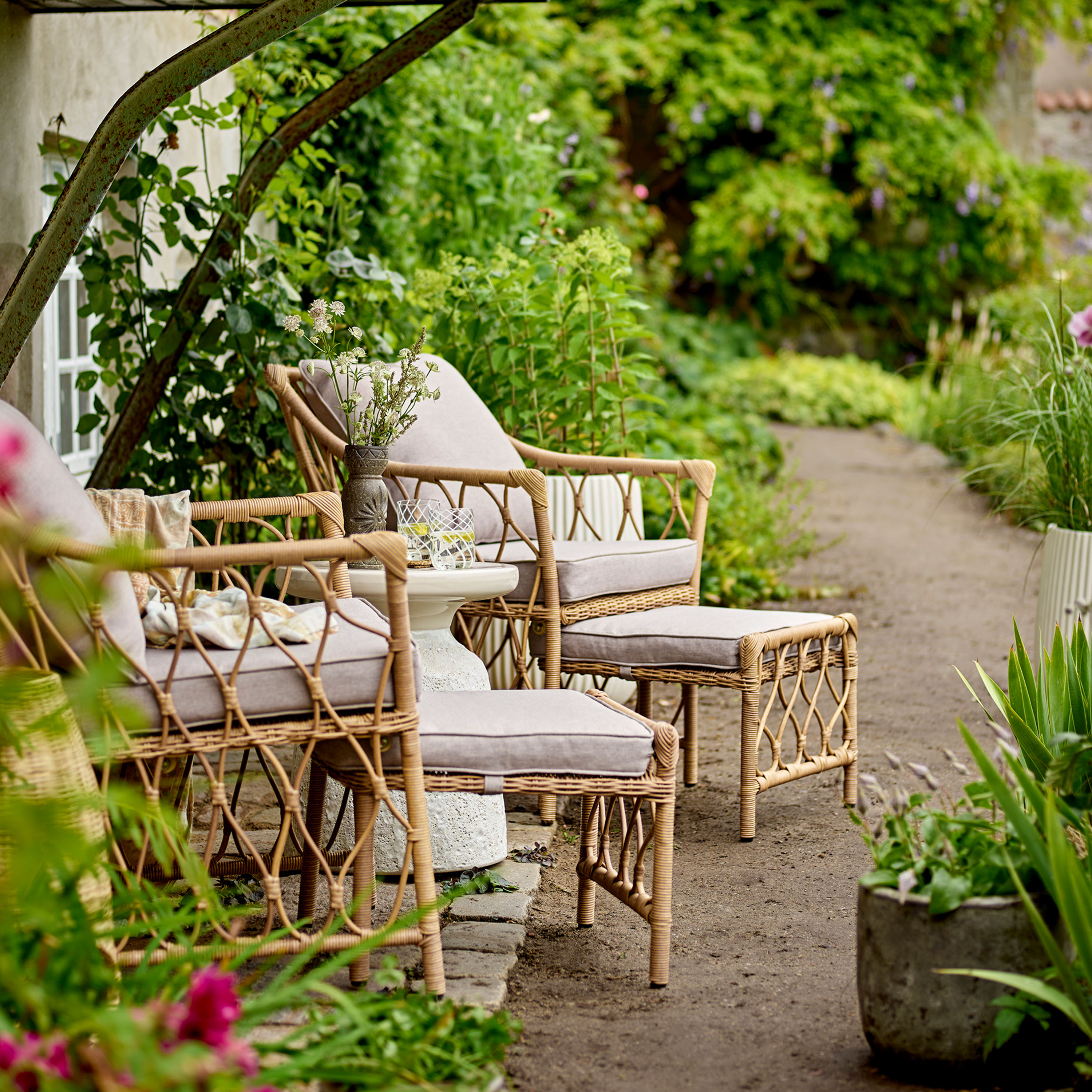 Bloomingville Belluce Fåtölj med Fotpall Nature