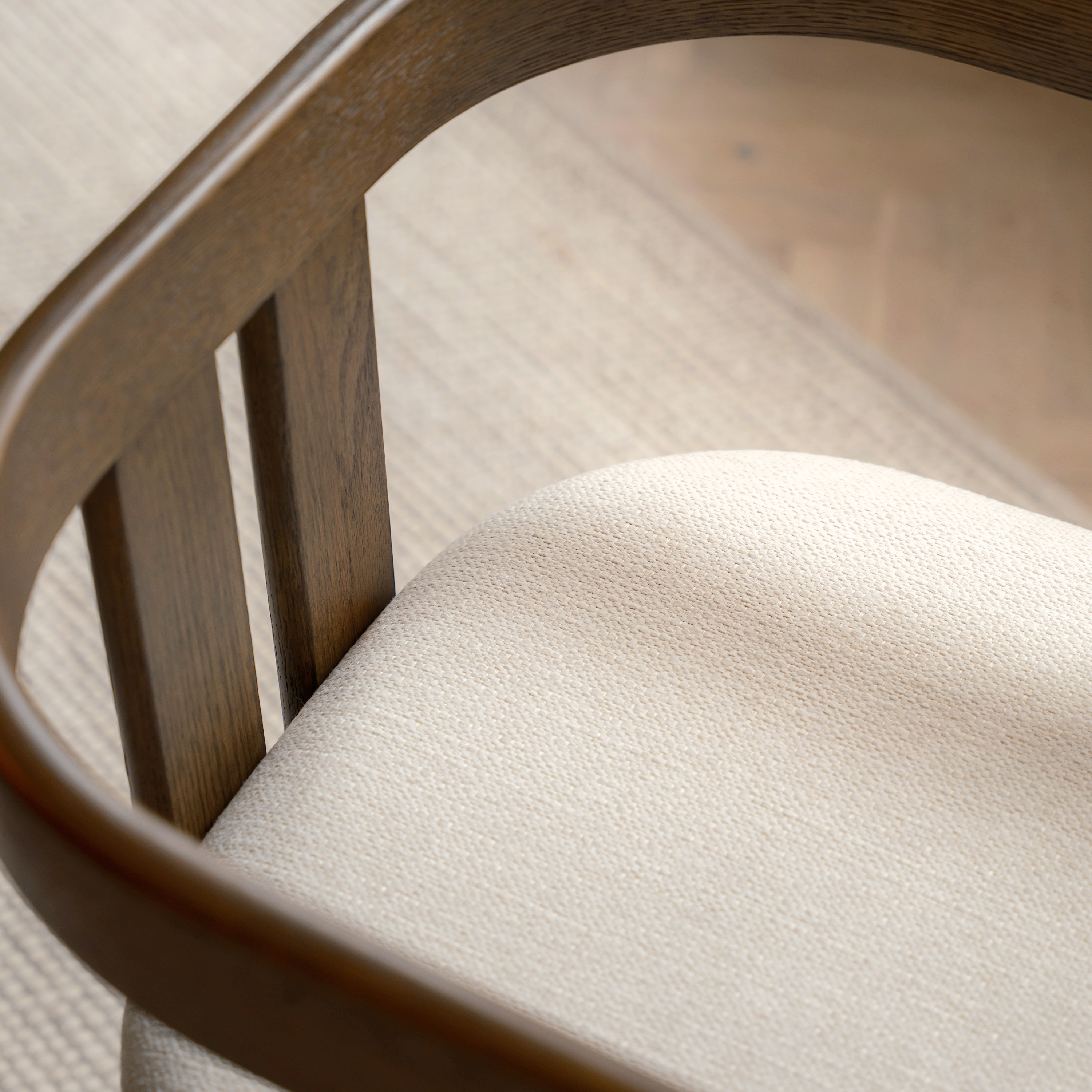 Sleepo Collection Callum Karmstol Brunbetsad/Vit