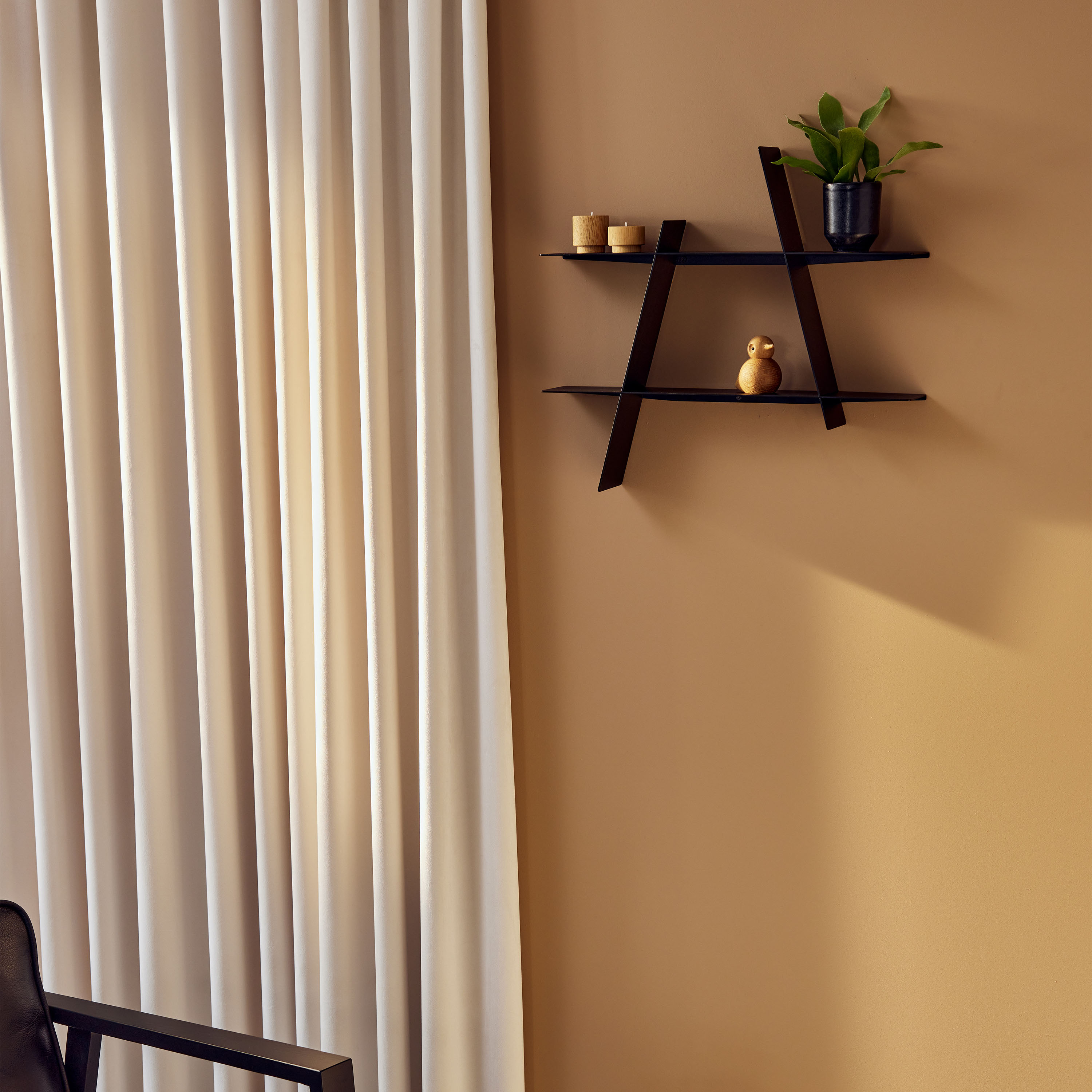 Andersen Furniture A-Shelf Wandregal Schwarz Medium