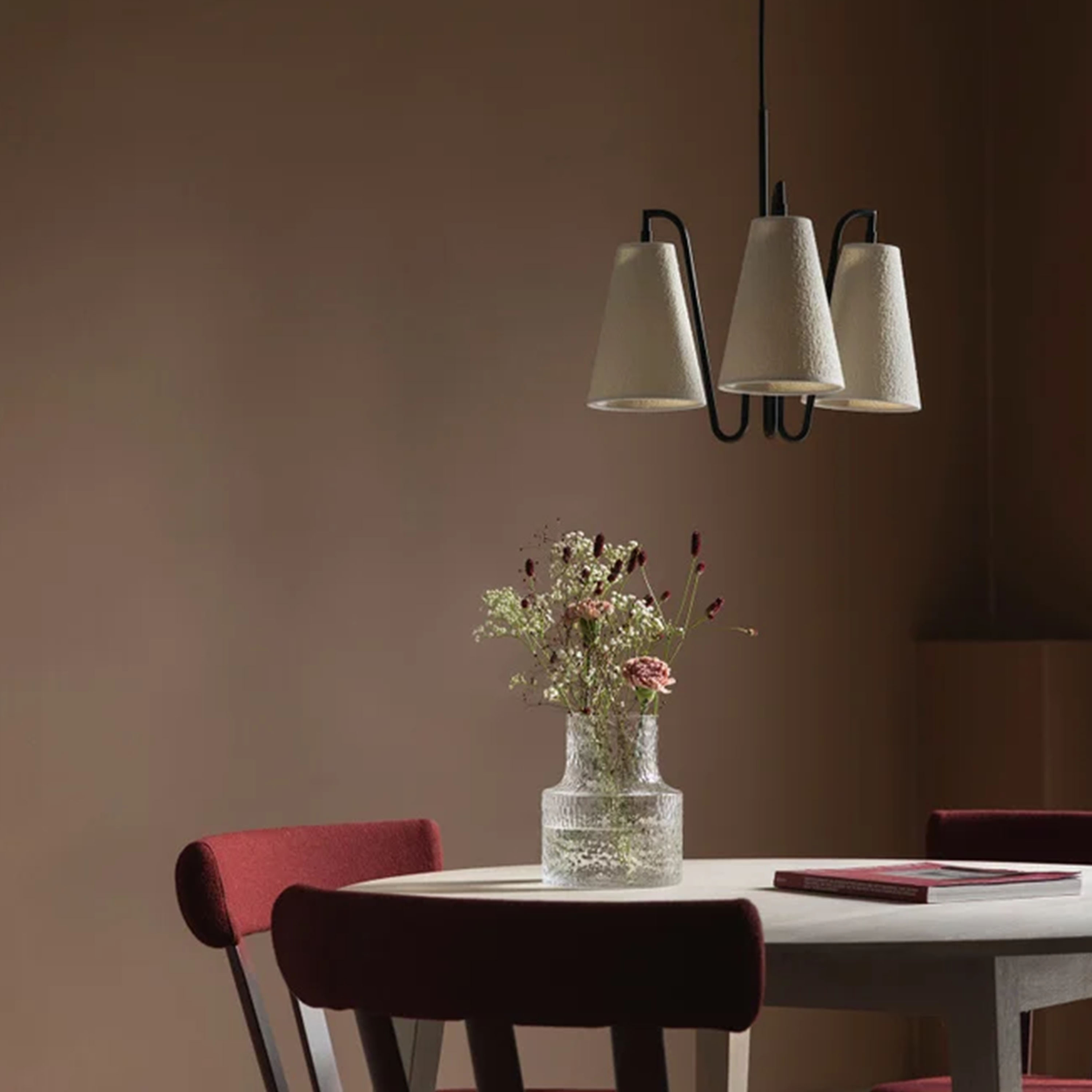 Globen Lighting Lou Taklampe Hvit Bouclé/Svart 3