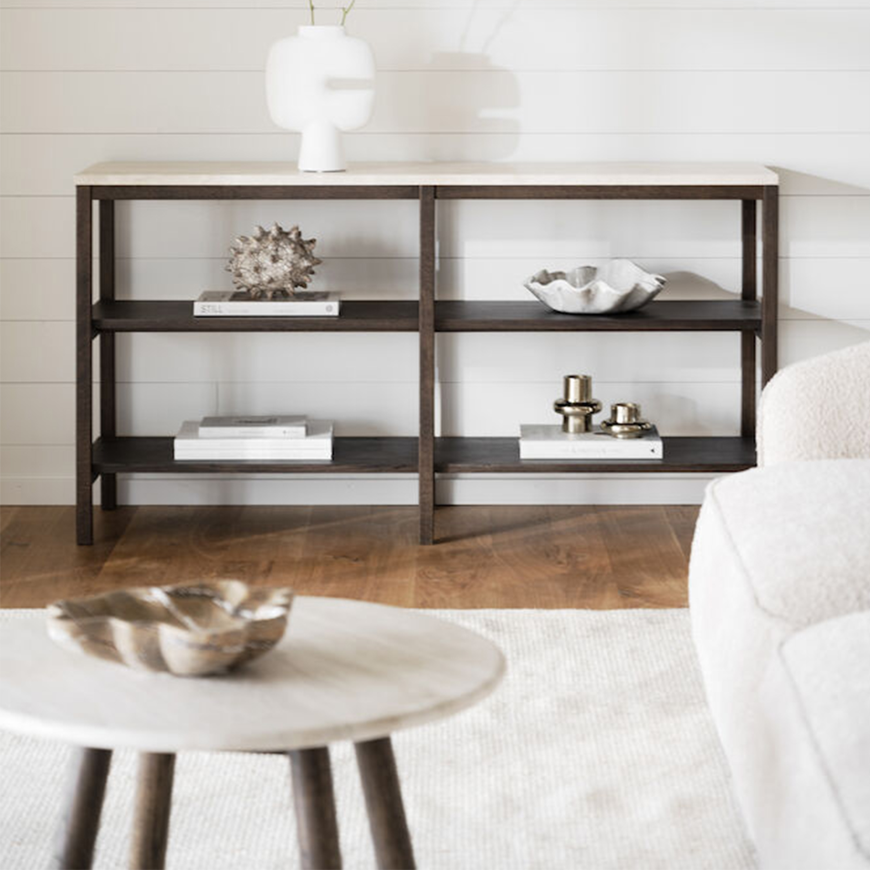 Rowico Home Taransay Soffbord Beige Travertin/Brun Ek Ø60