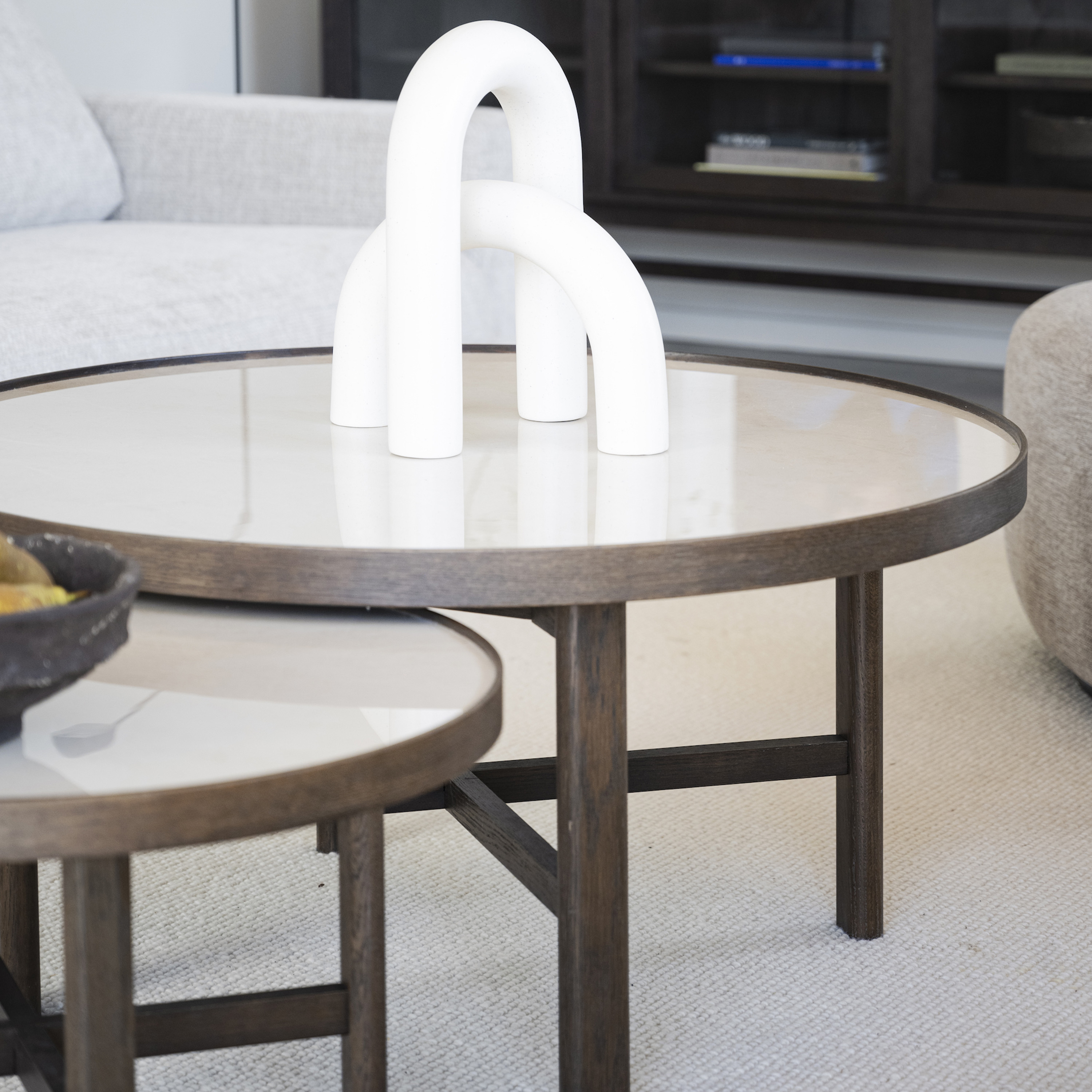 Rowico Home Marsden Couchtisch Beige/Braun Ø90