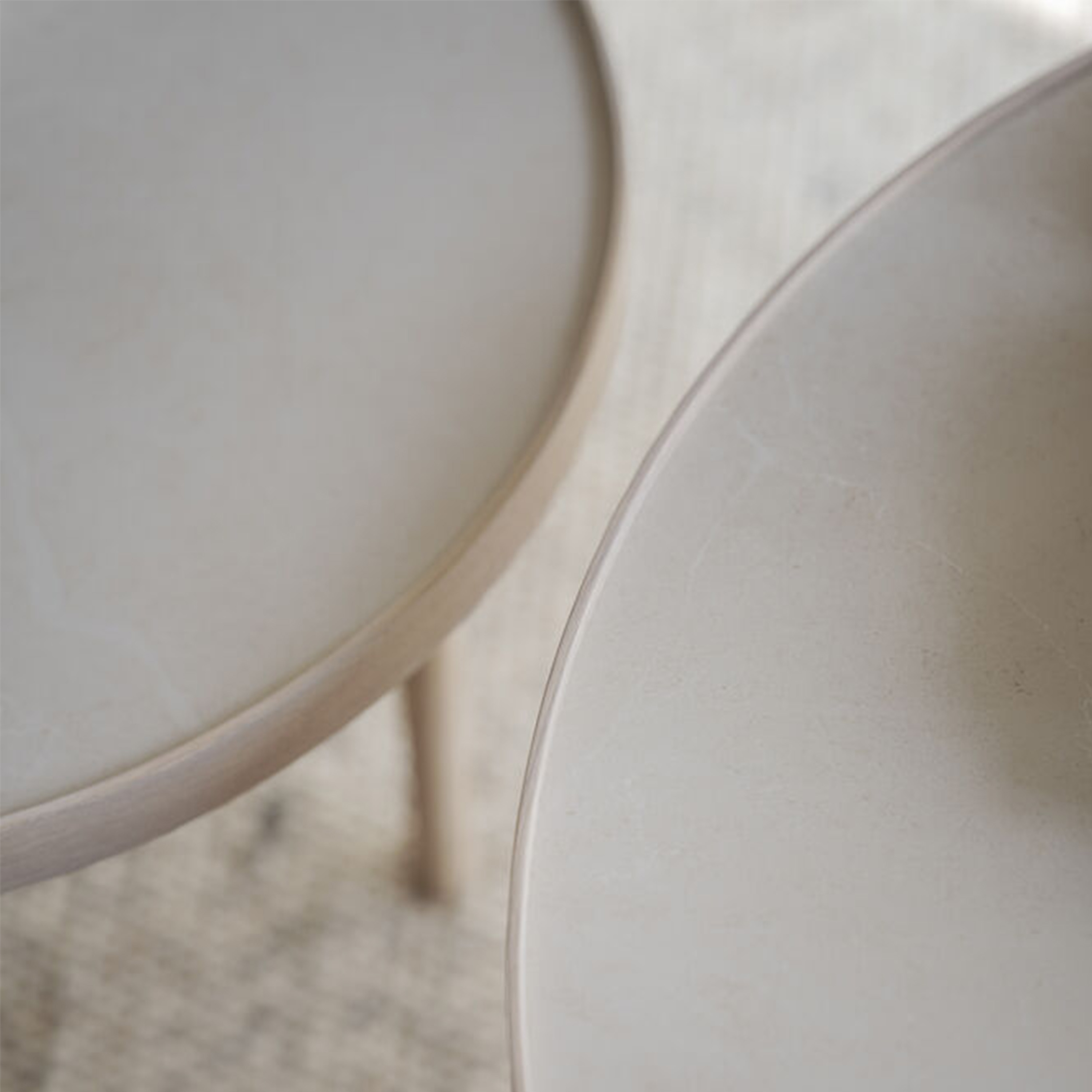 Rowico Home Marsden Soffbord Beige/Vitpigmenterad Ø90