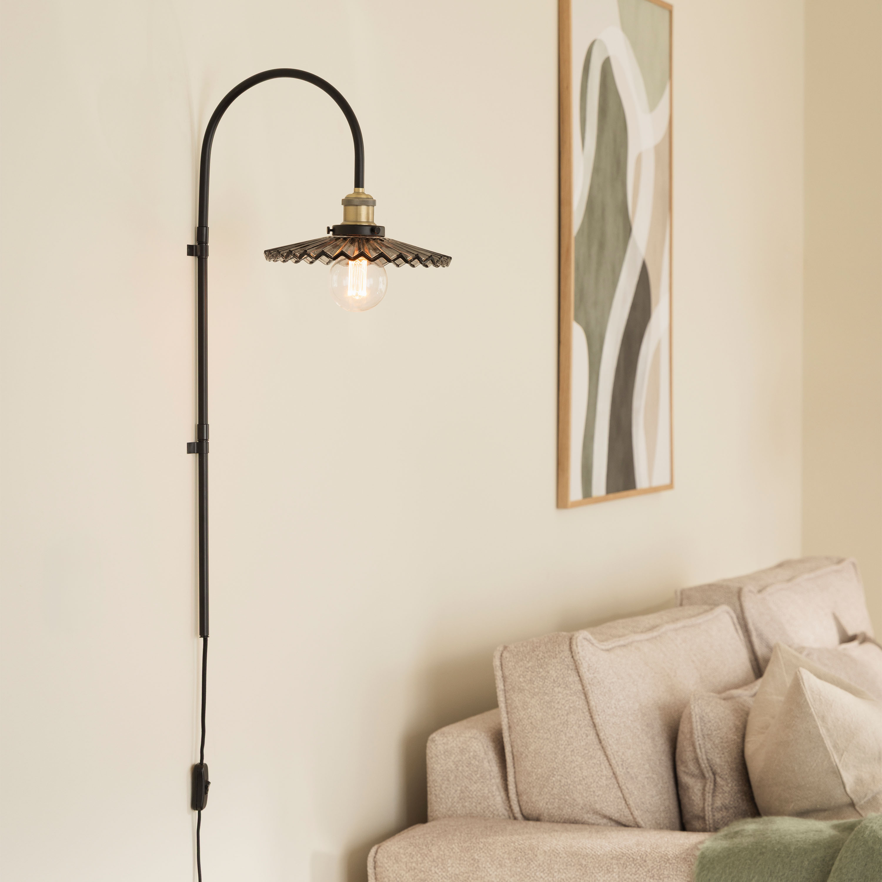 Globen Lighting Cobbler Wandleuchte Rauch 75cm