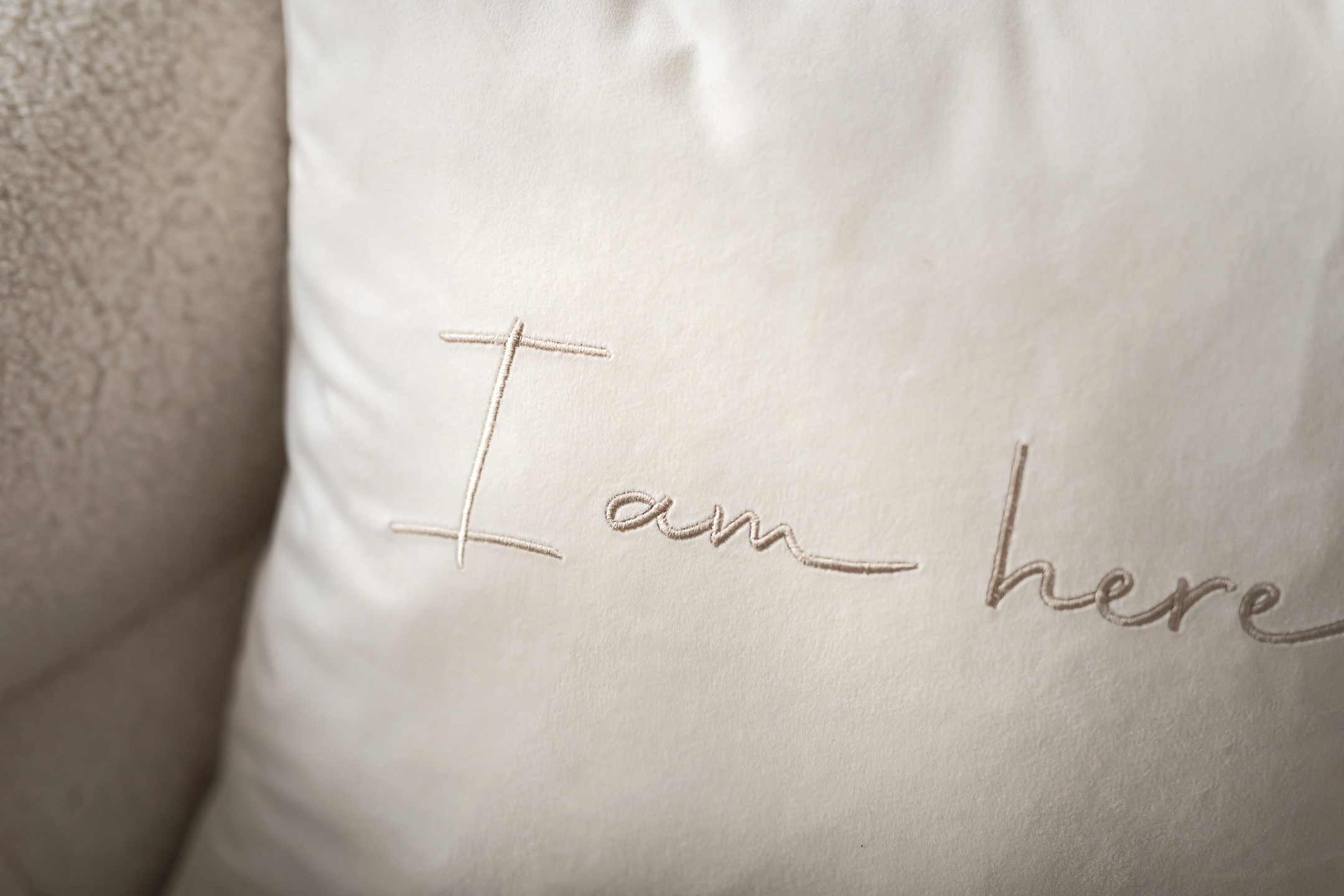 Sleepo Collection I am here Tyynynpäällinen Offwhite