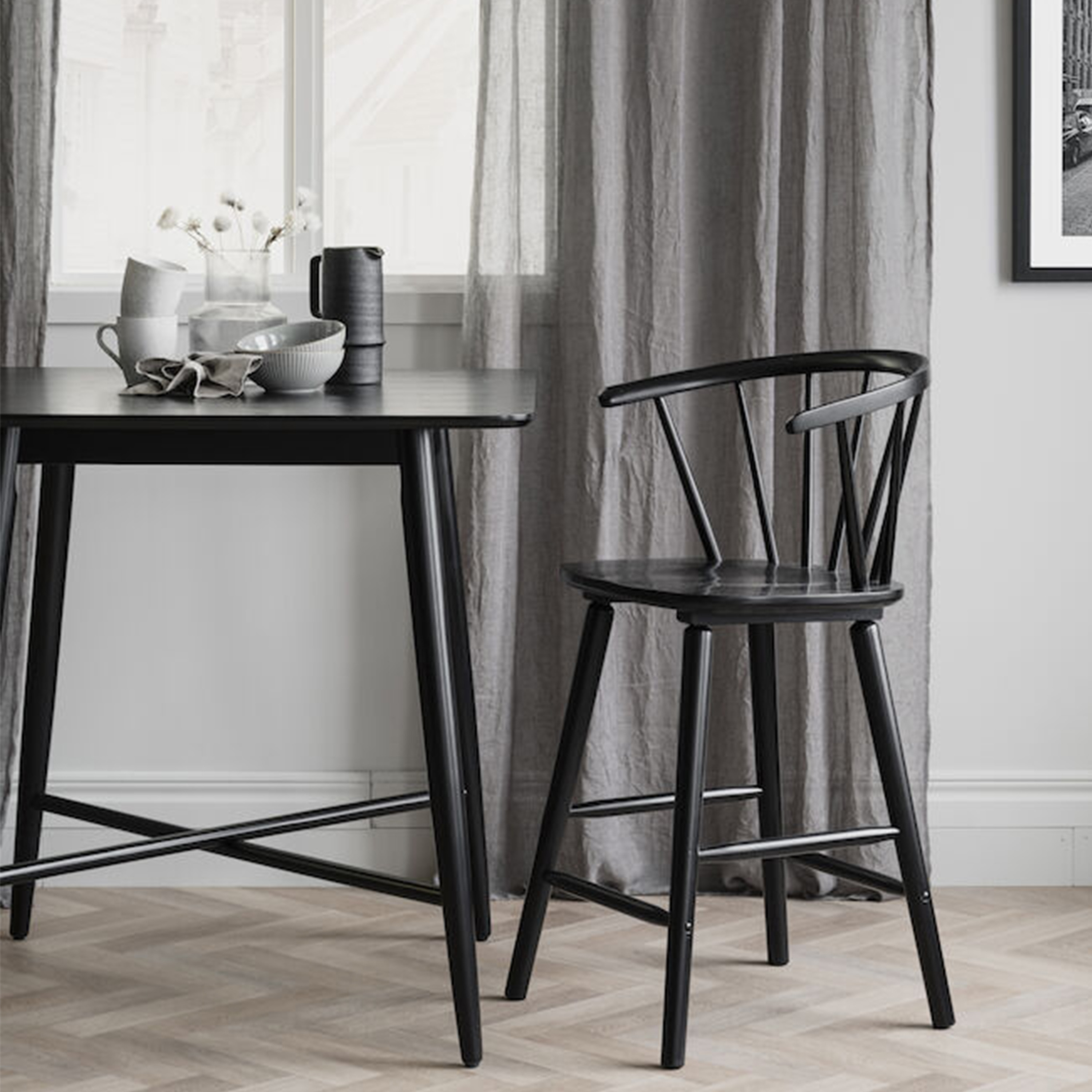 Rowico Home Carmen Barstol Svart