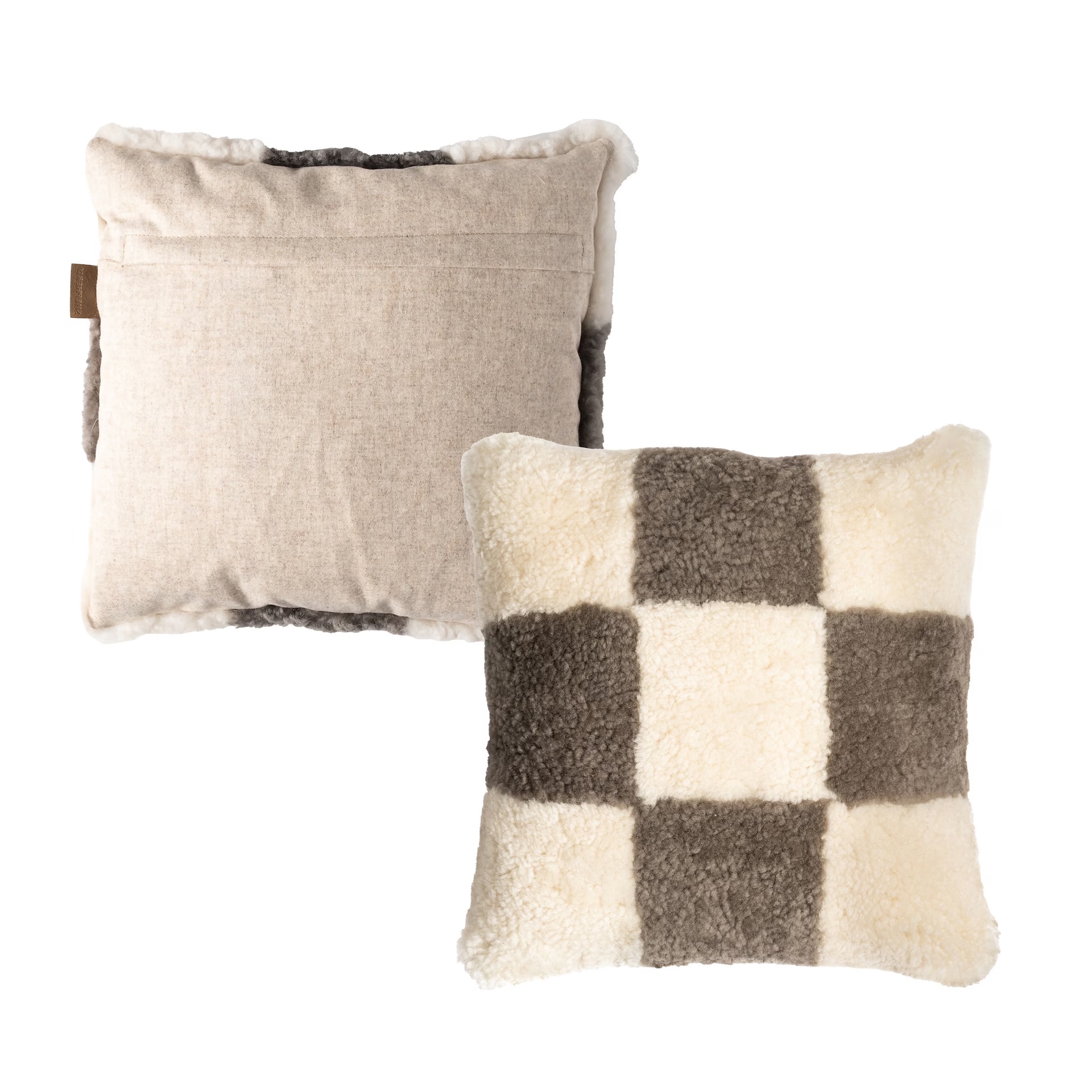 Shepherd Ruth Pyntepute i saueskinn Krem/Stein 40x40