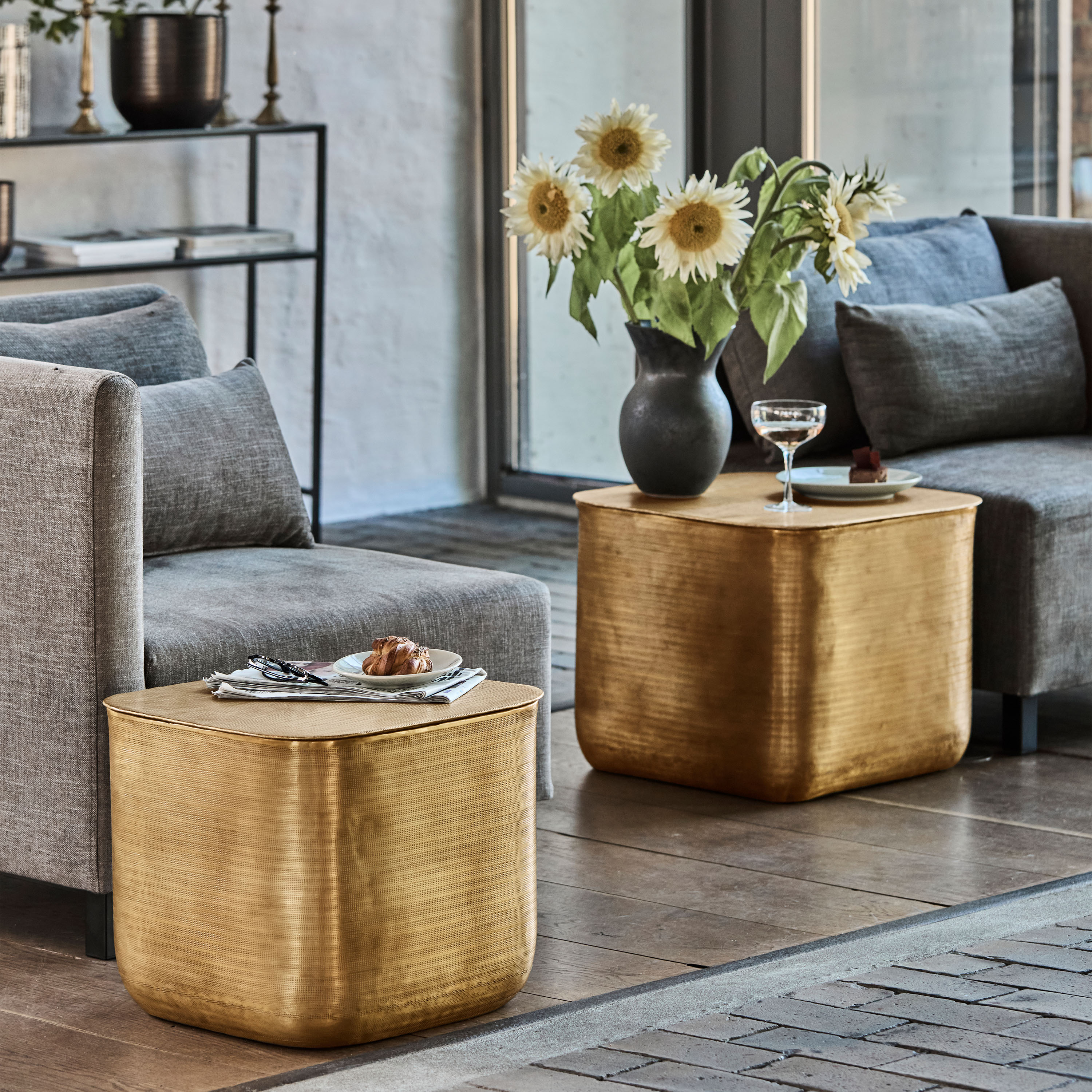 House Doctor Cajas Sidobord Golden 2 Delar