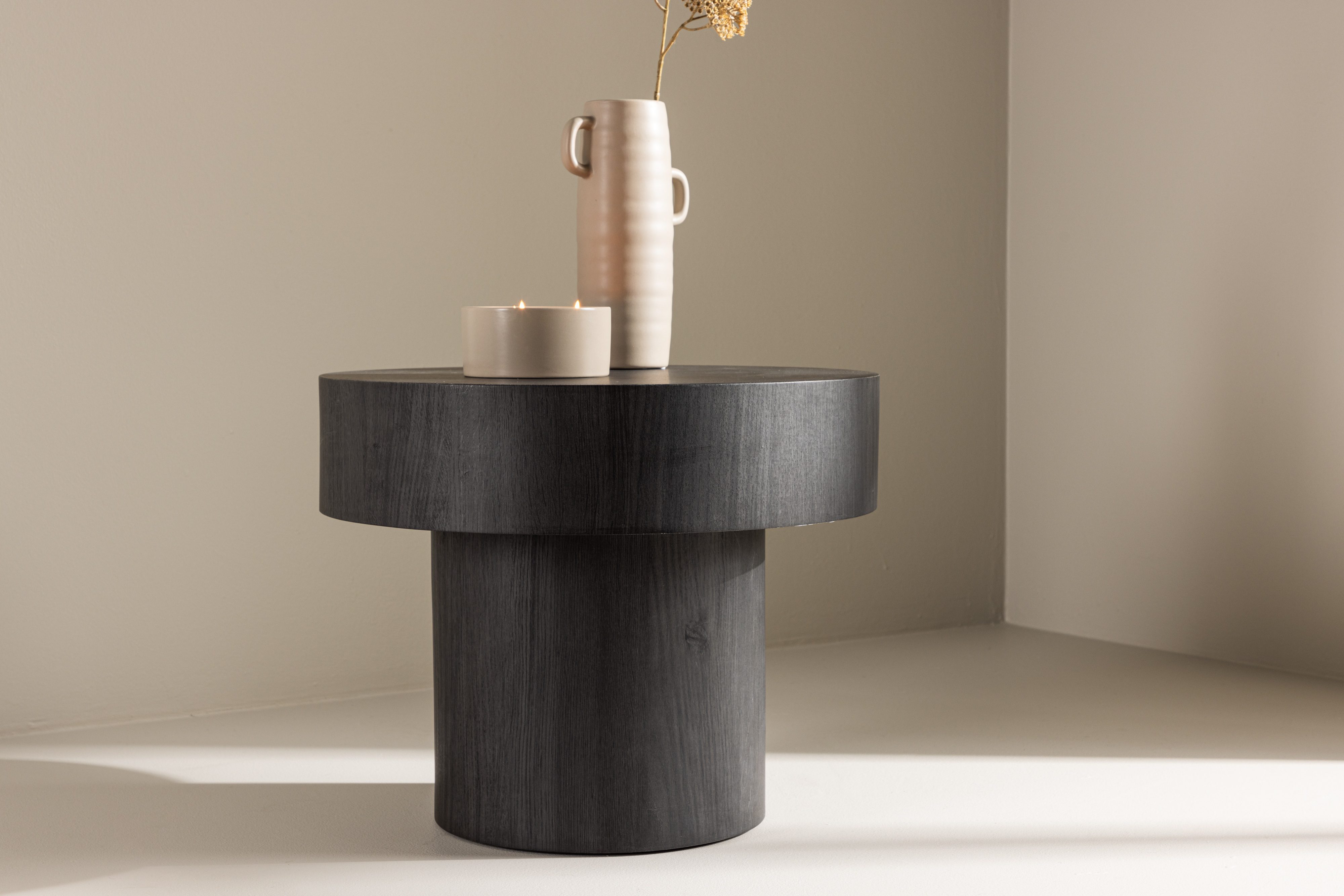 Vind Malung Sidobord Black Low