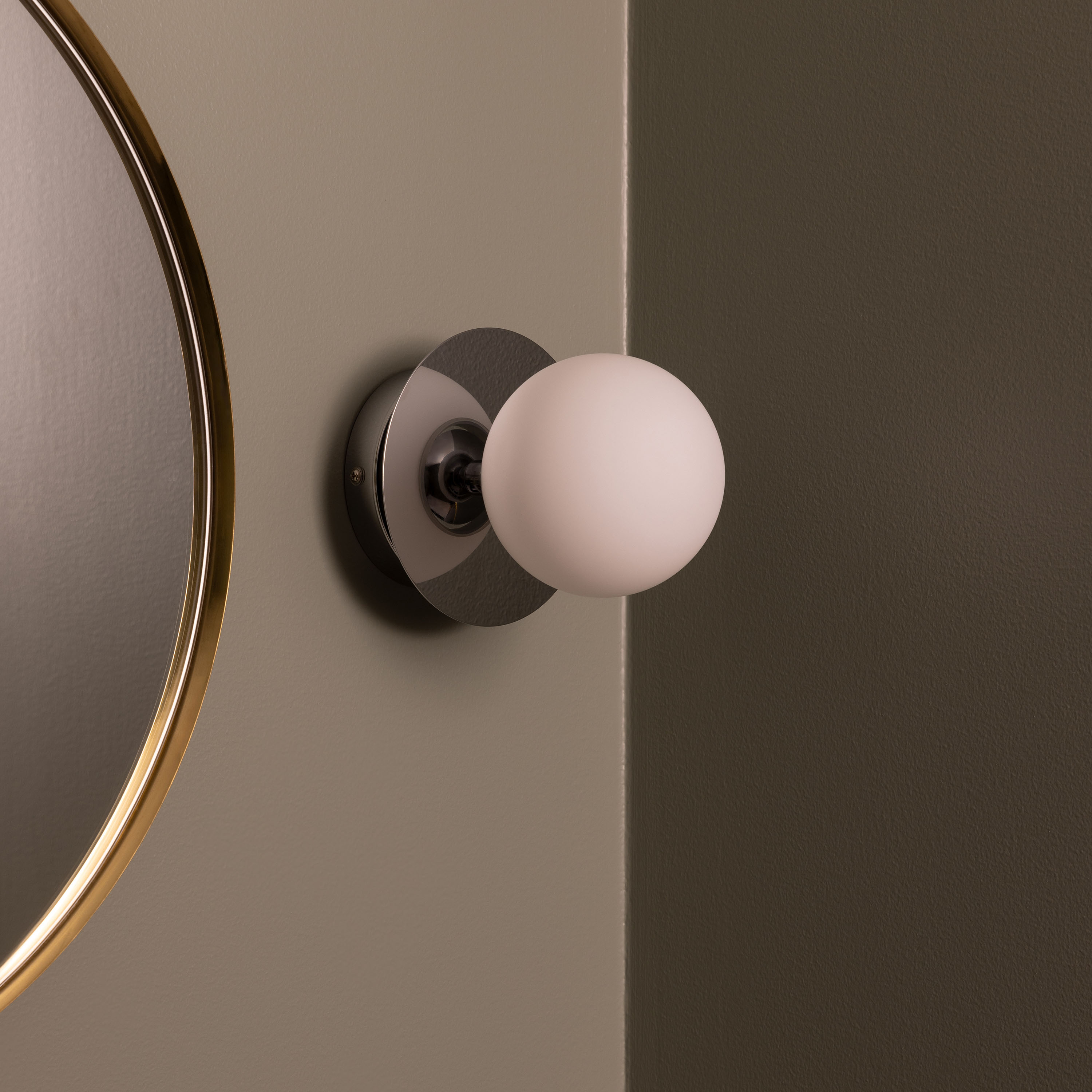 Globen Lighting Art Deco Wandlampe/Deckenleuchte Chrom/Weiß Ø16