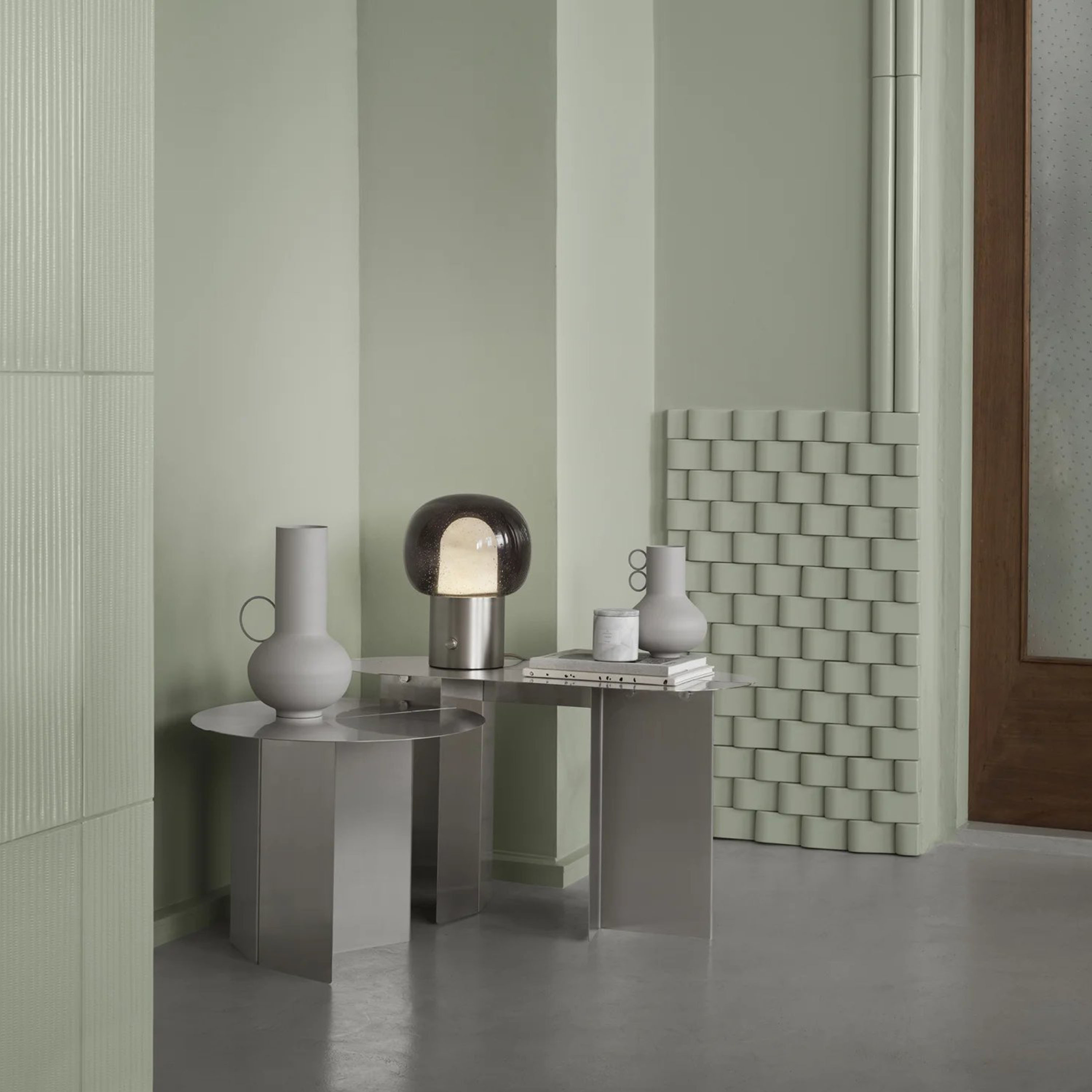 Blomus Iris Bordlampe Rustfritt Stål matt/Smoke 32cm