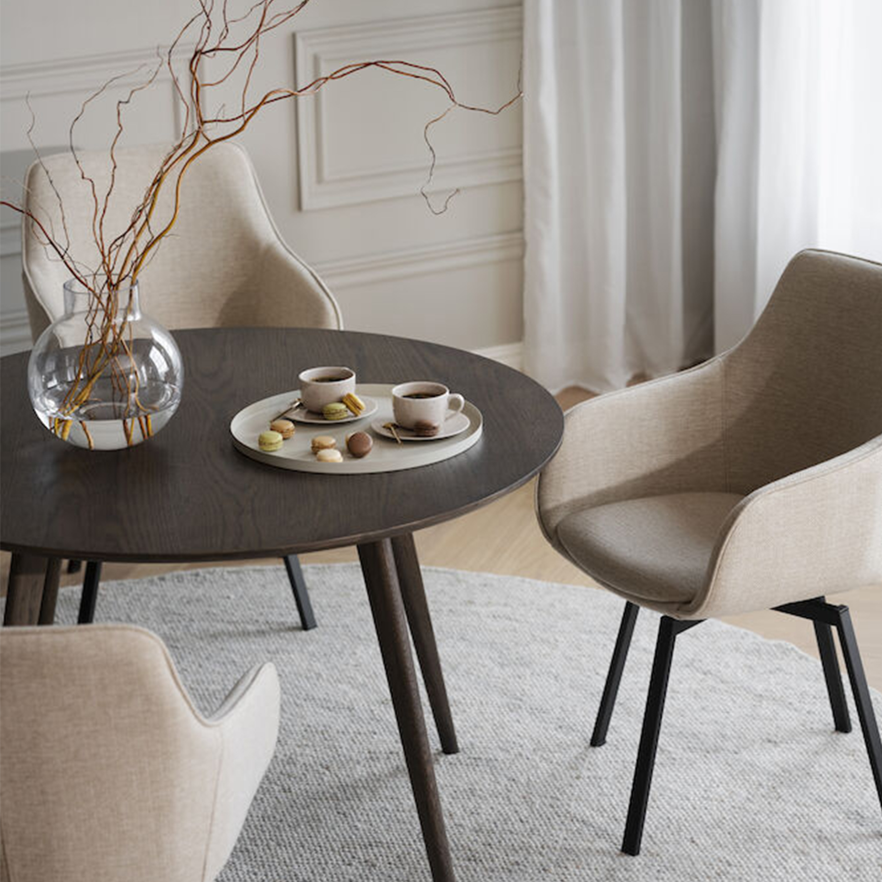 Rowico Home Yumi Matbord Brun Ø115