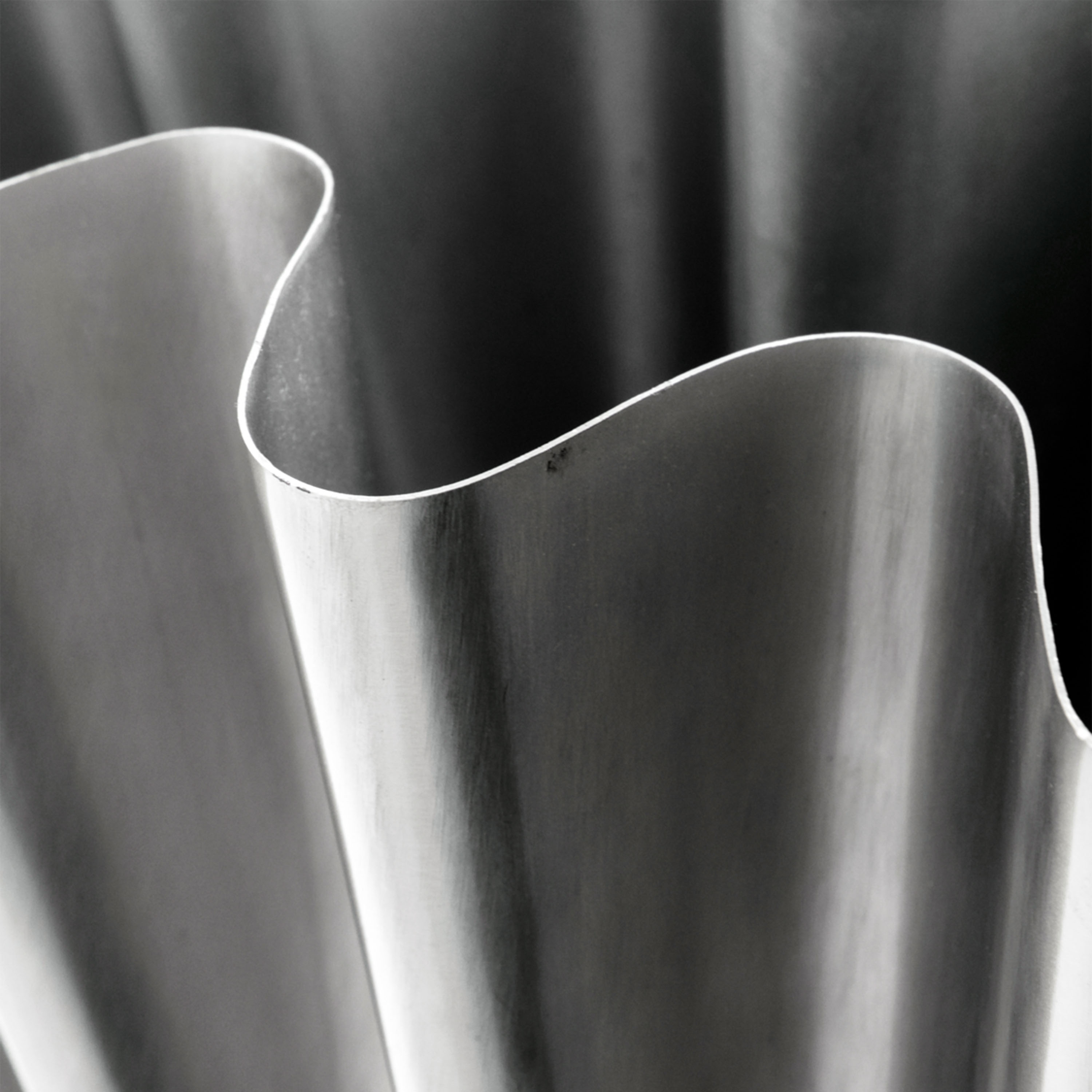 House Doctor Flood Vas Brushed silver finish 30cm