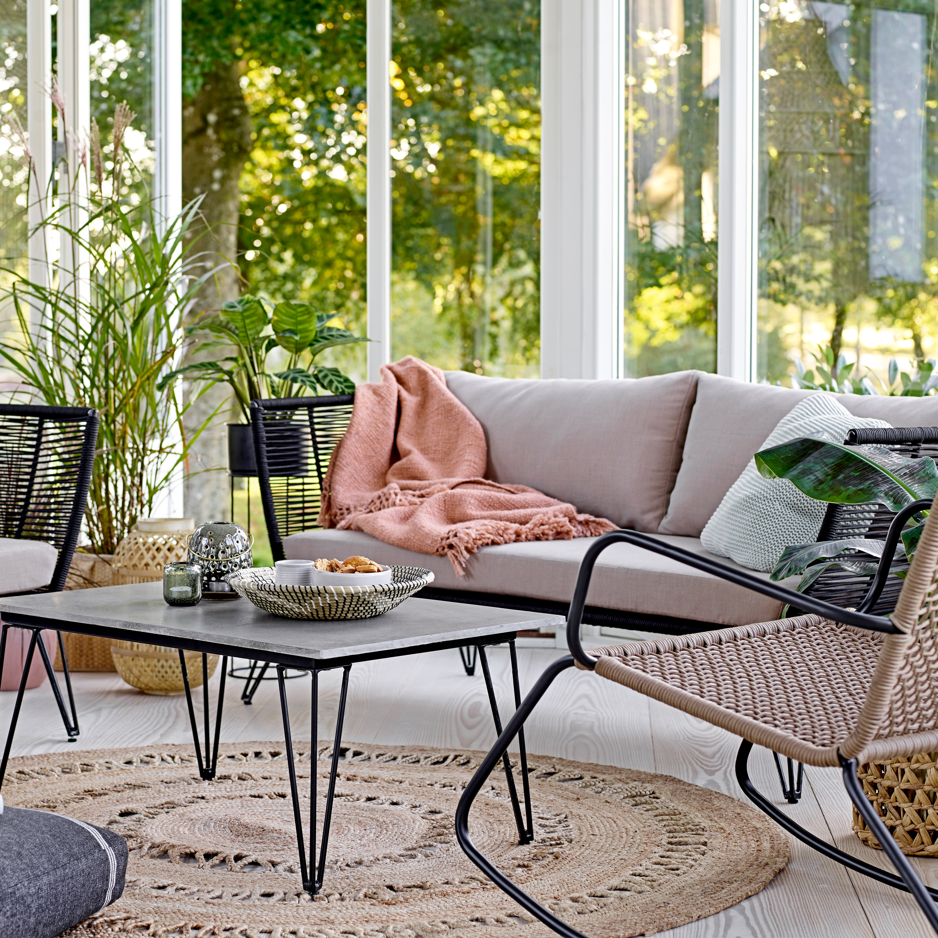 Bloomingville Mundo Loungesohva Musta/Luonnonväri 175 cm