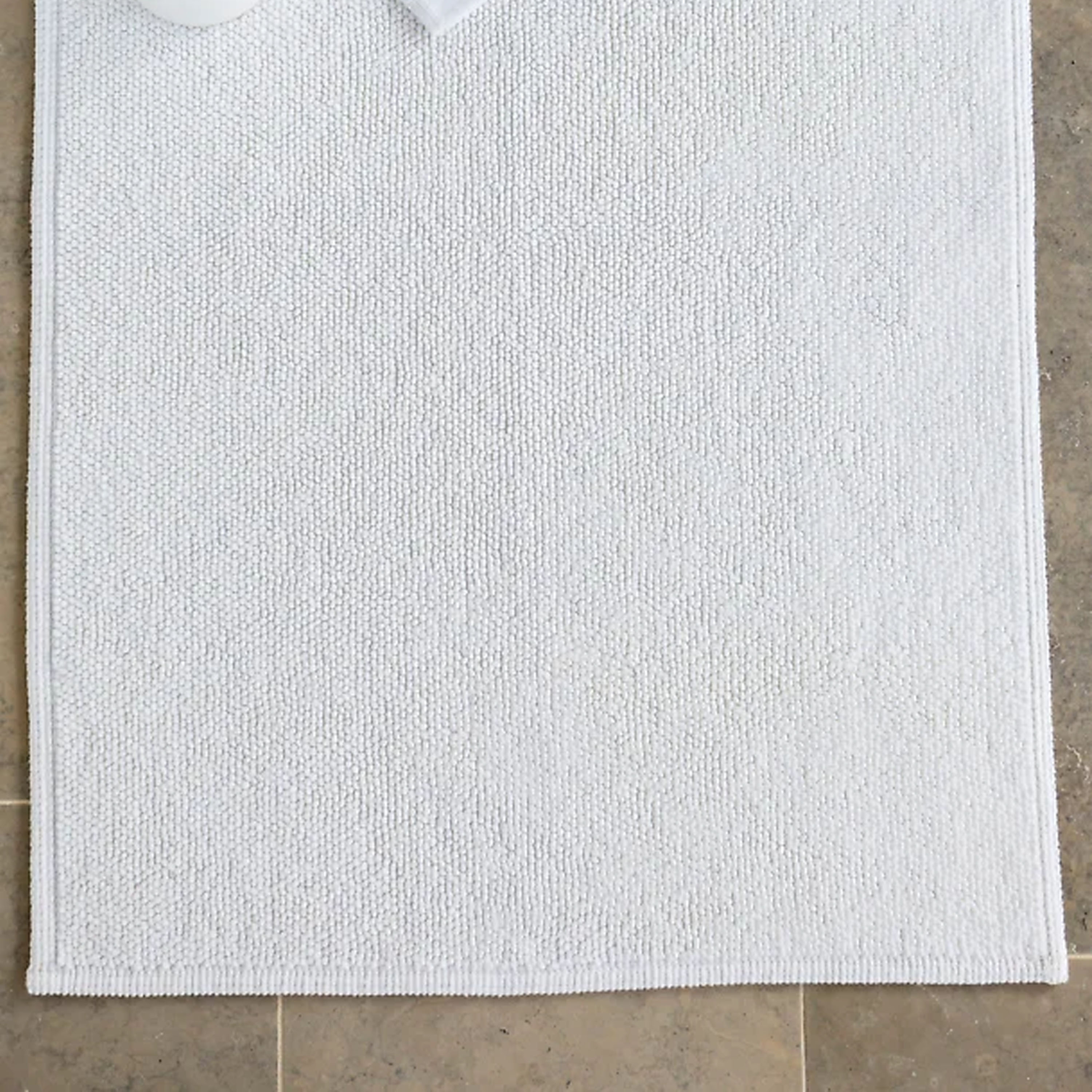 Himla Max Baderomsteppe Hvit 60x90