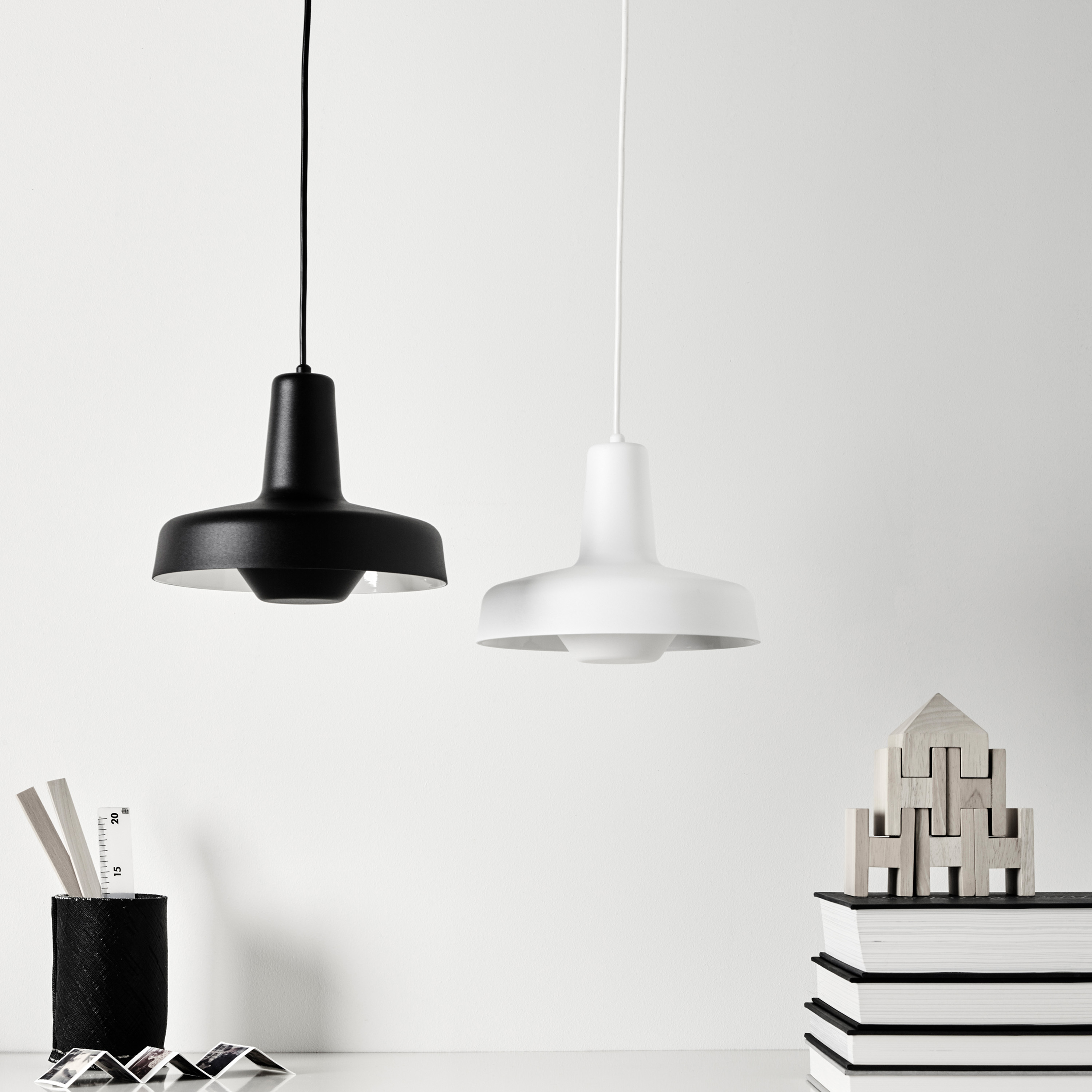 Grupa Arigato Deckenleuchte Black