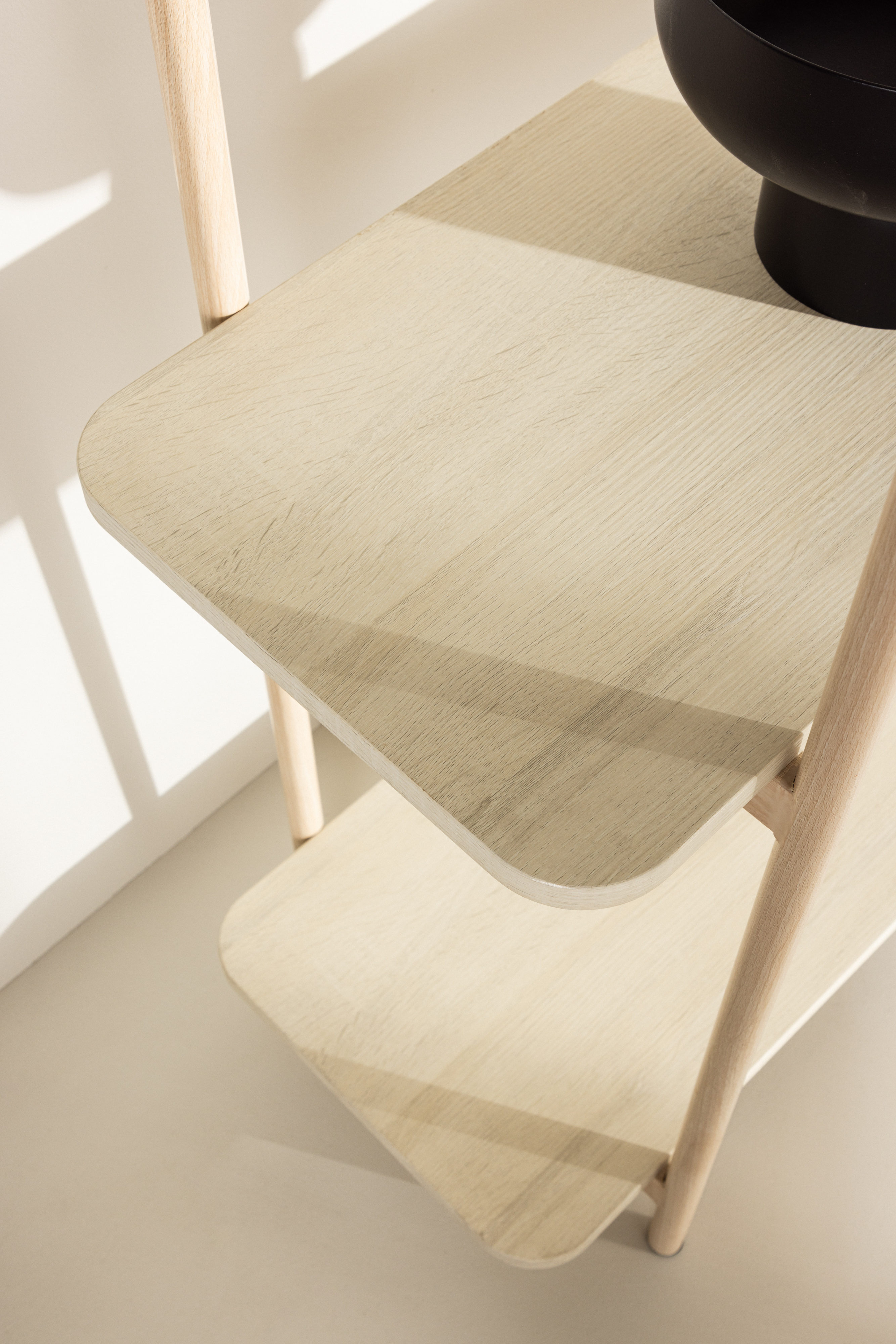 Vind Margaret Hylla Whitewash 120x120