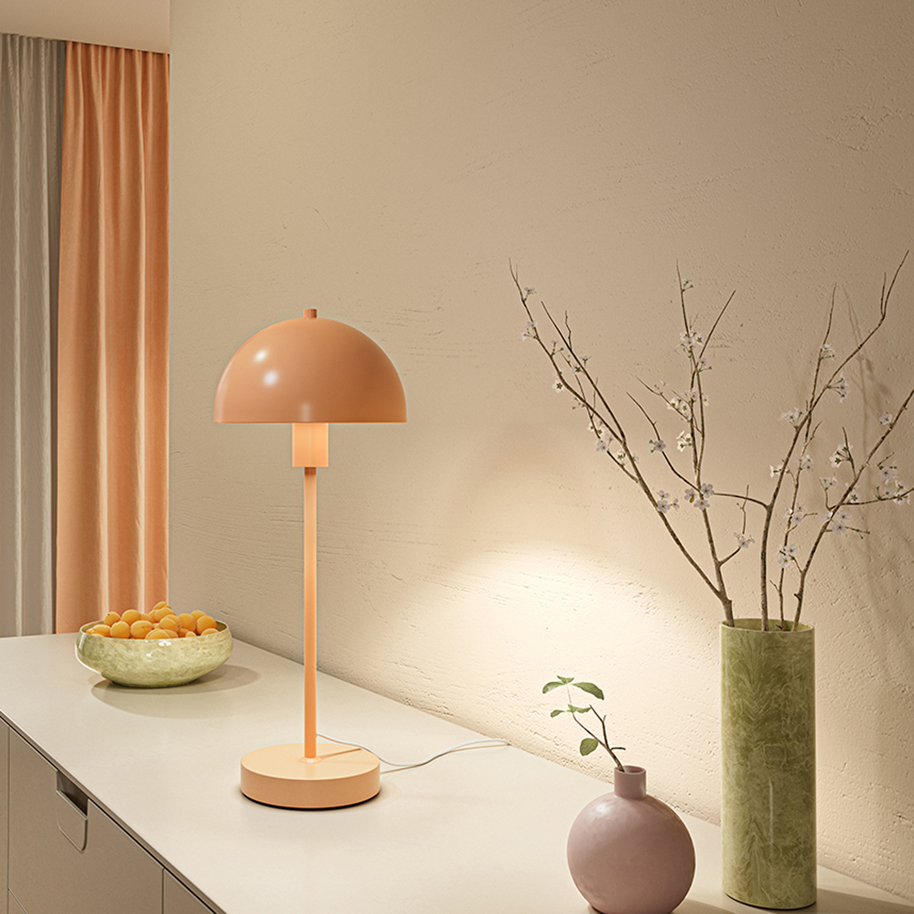 Herstal Vienda Bordslampa Apricot Crush