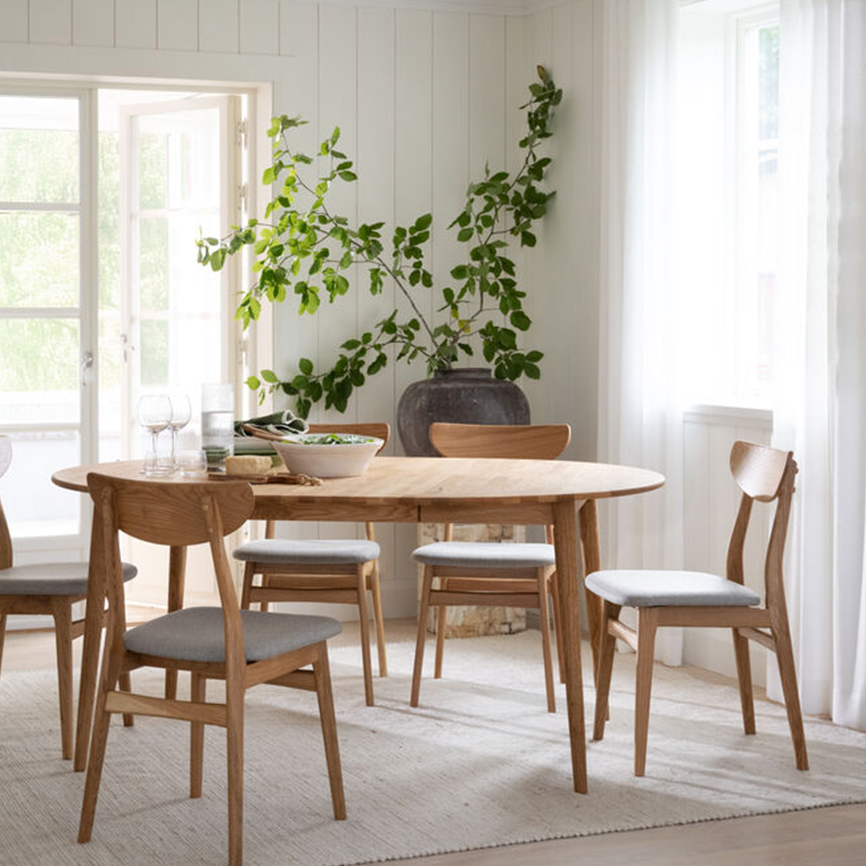 Rowico Home Tyler Matbord Ek Ø120+45