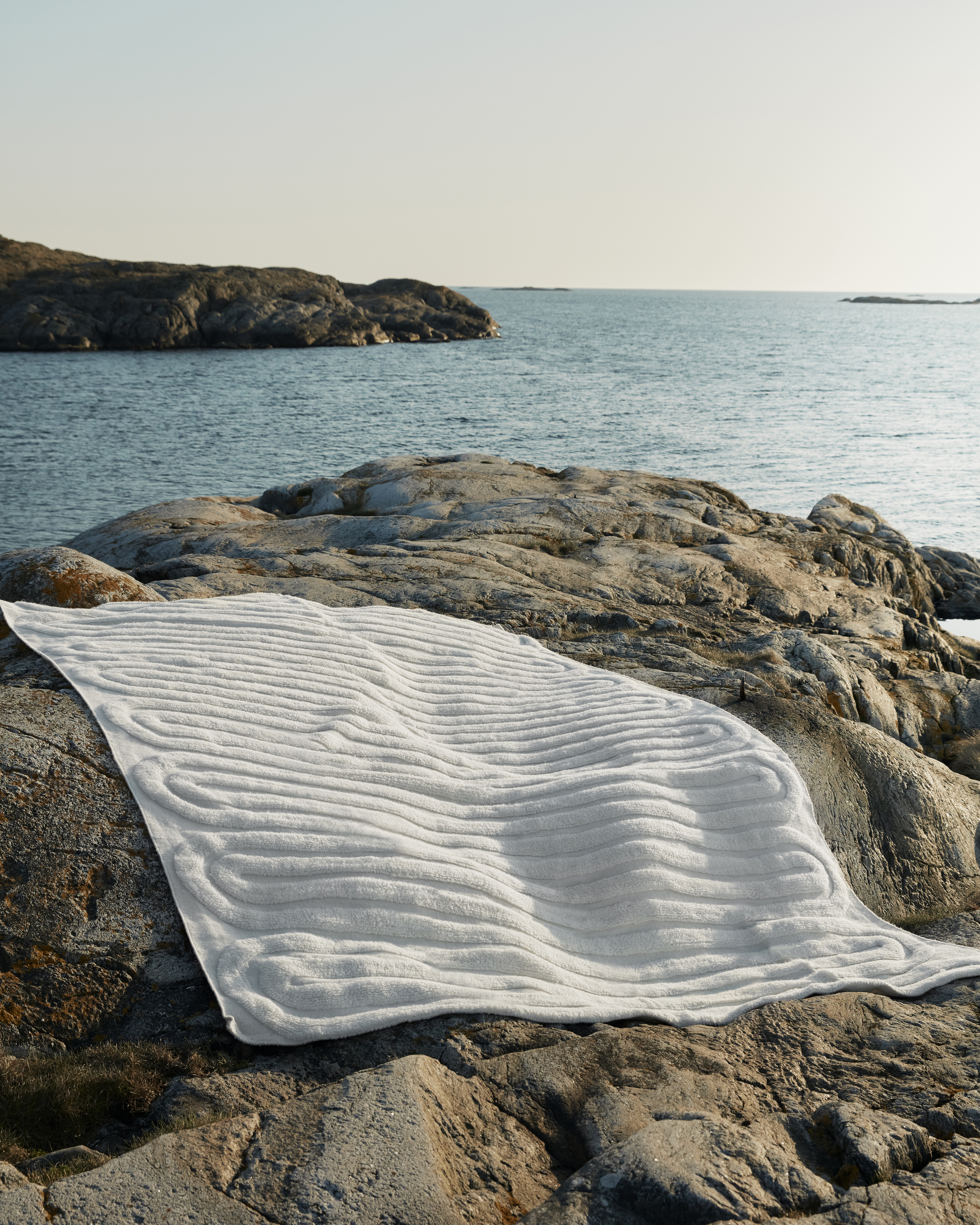 Tinted Riklund Wollteppich Offwhite 160x230