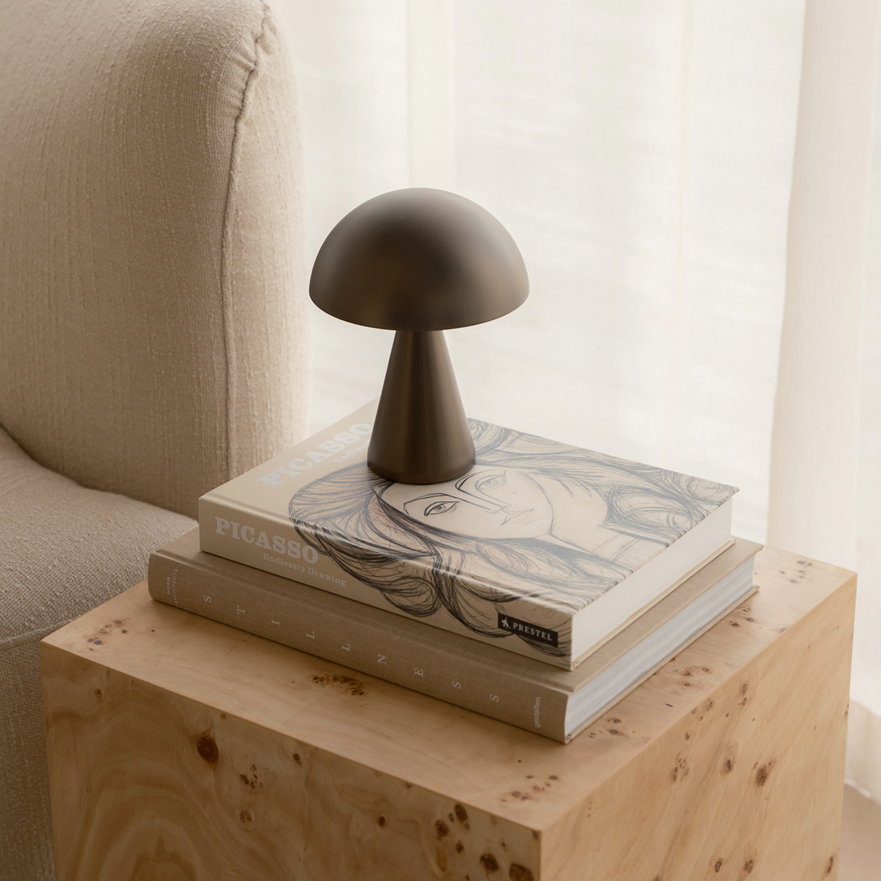 Hübsch Mush Tragbare Lampe Bronzed Brass 20cm