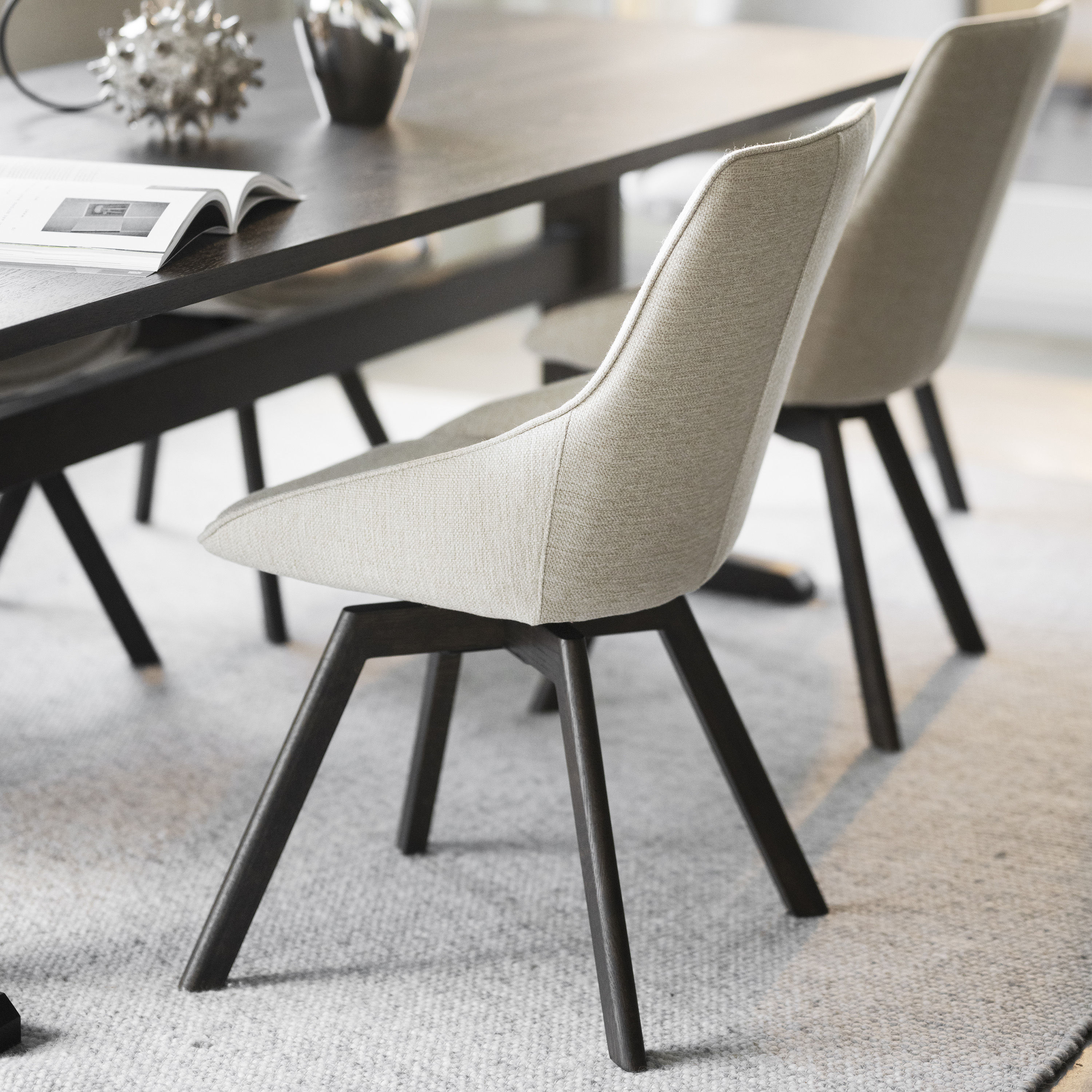 Rowico Home Alison Matstol Ljusbeige/Brun