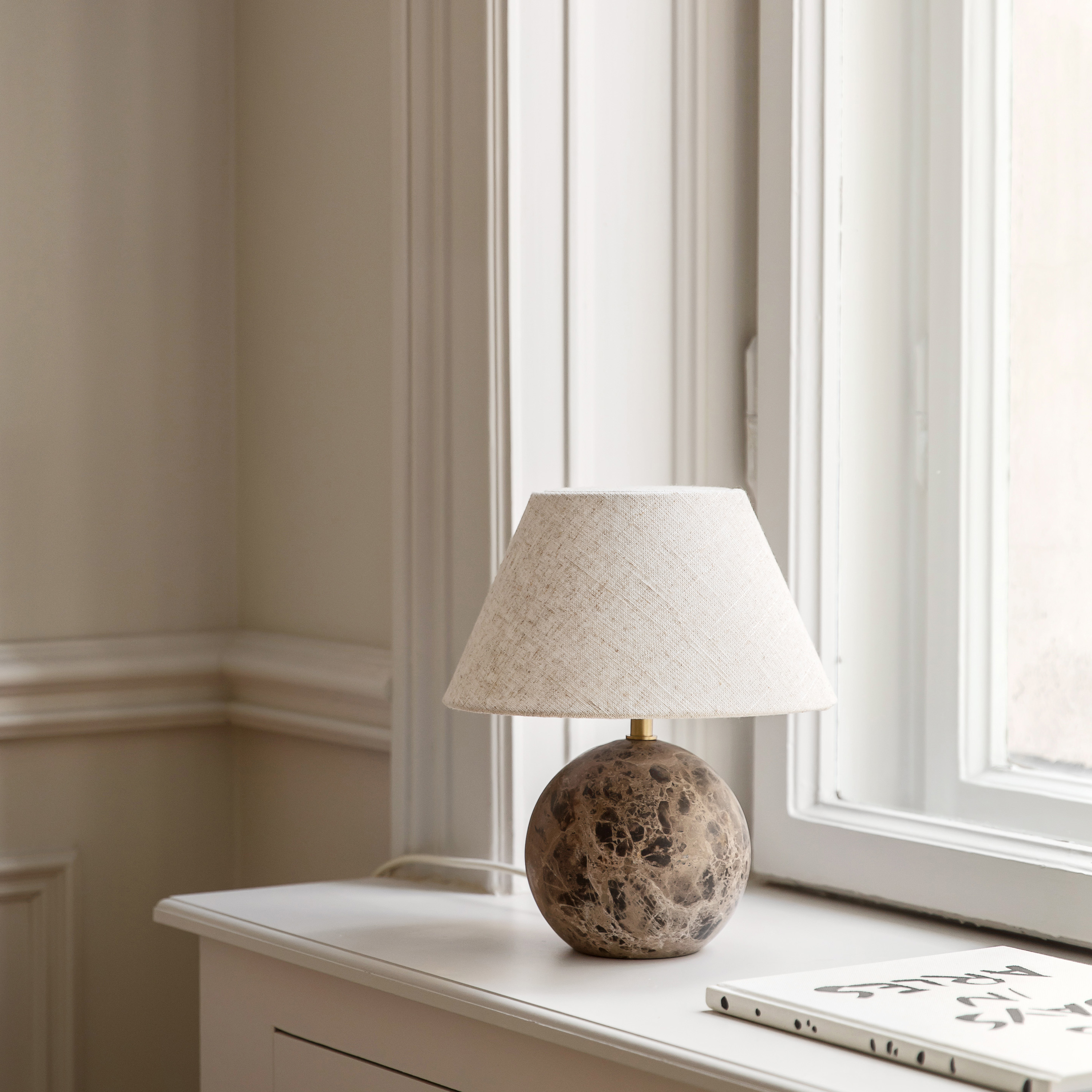 Globen Lighting Castello Pöytävalaisin Ruskea 24