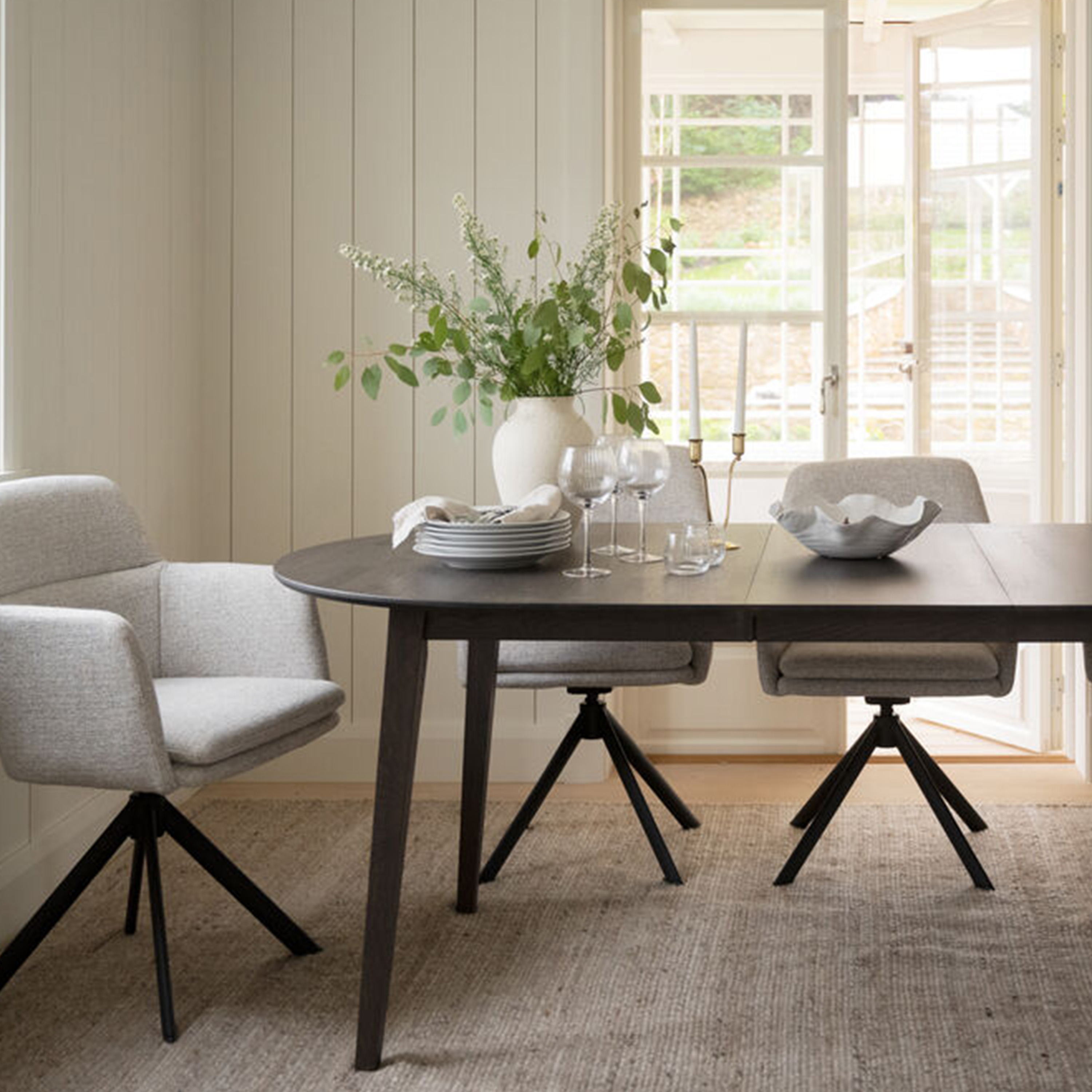 Rowico Home Filippa Esstisch Dunkelbraune Eiche 170x105