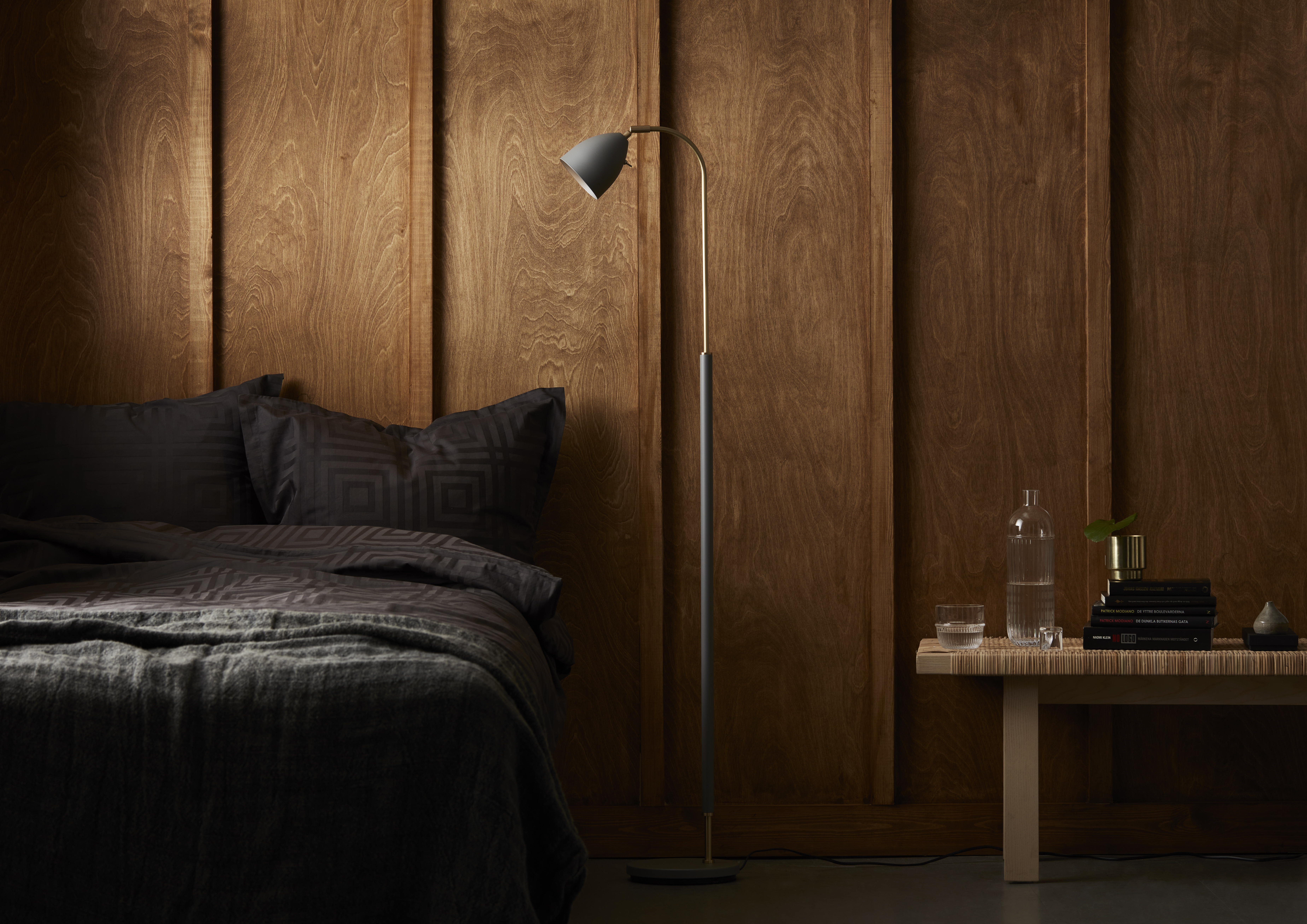 Belid Deluxe Bodenlampe Grau