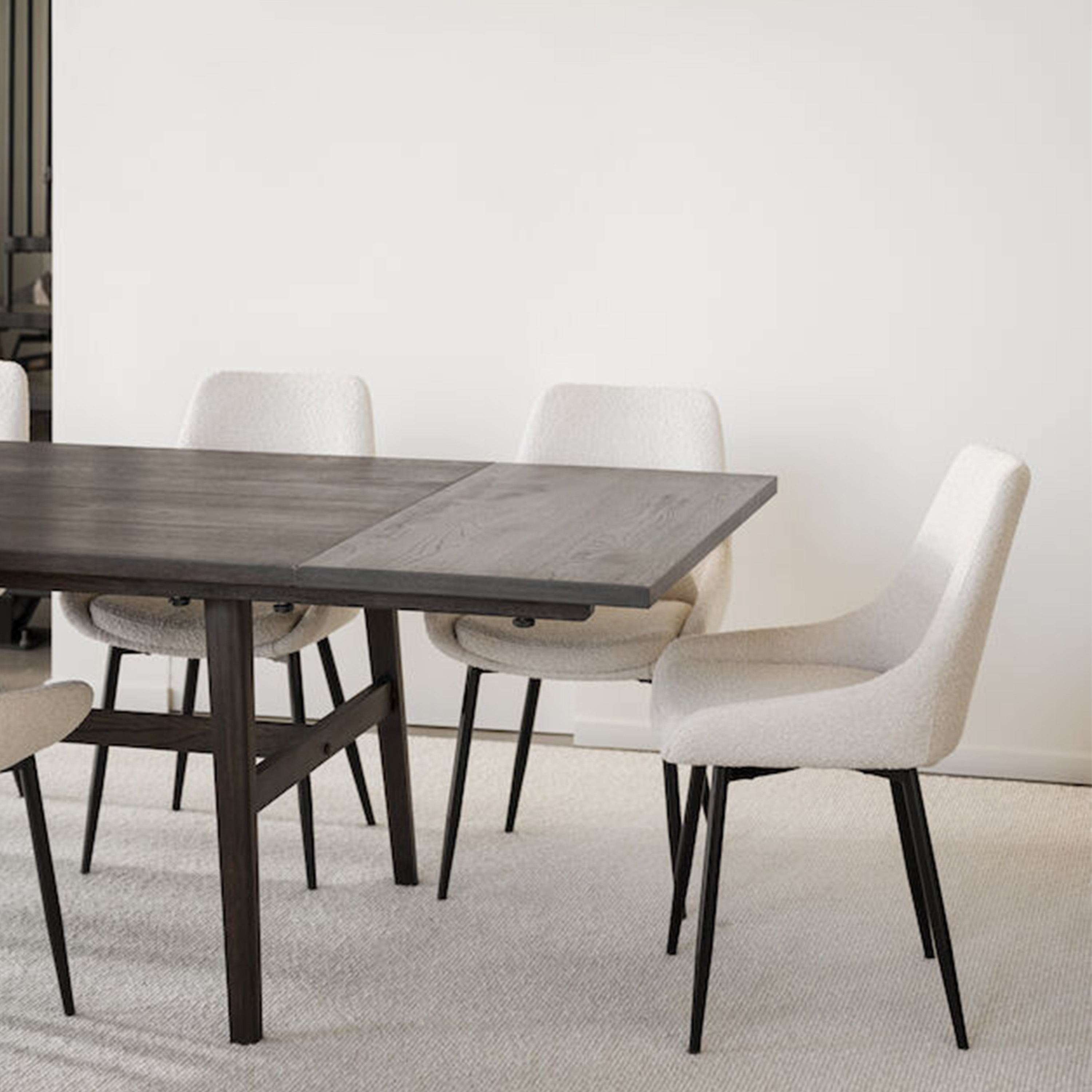 Rowico Home Plainfield Esstisch Braun 220cm