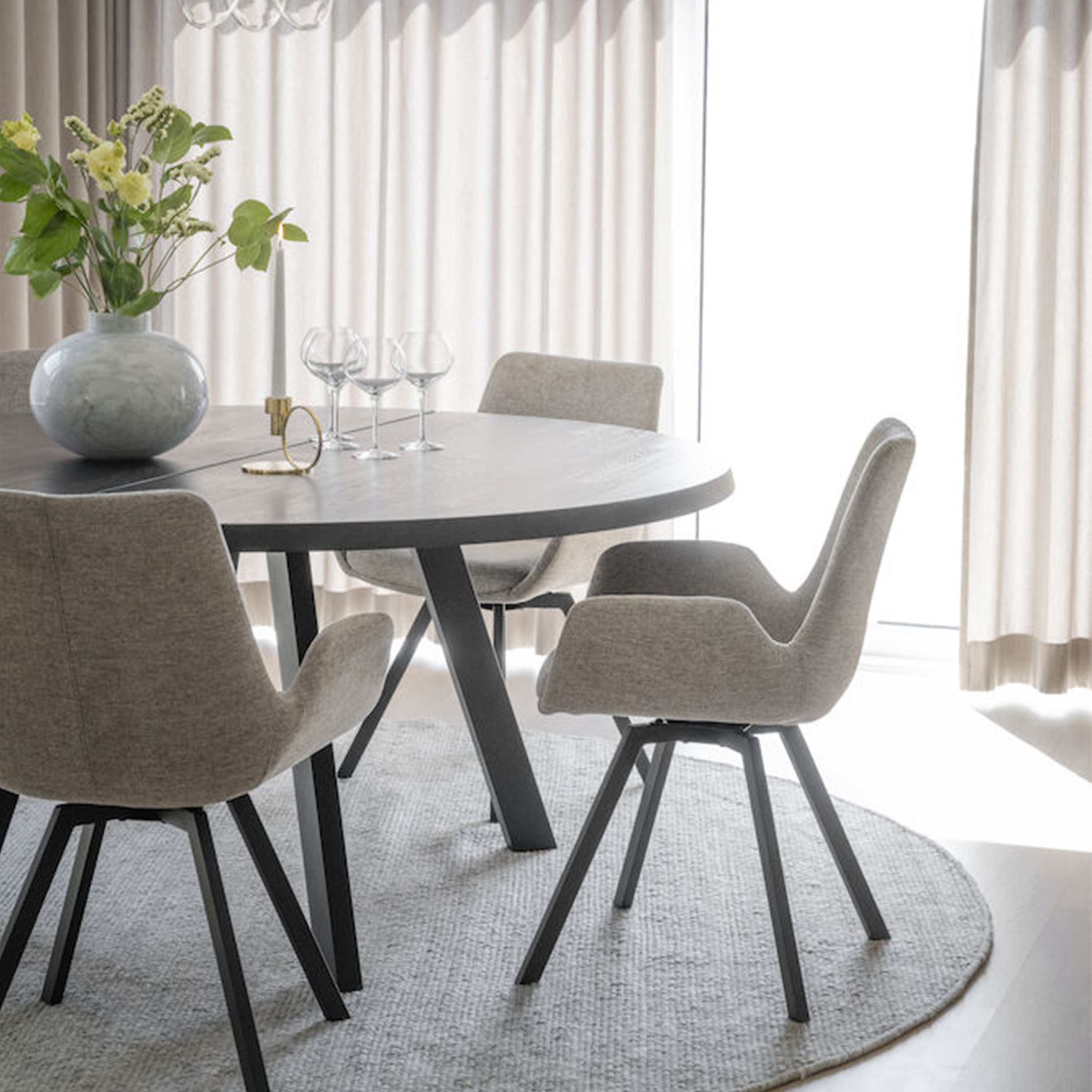 Rowico Home Fred Matbord Svart Ø160