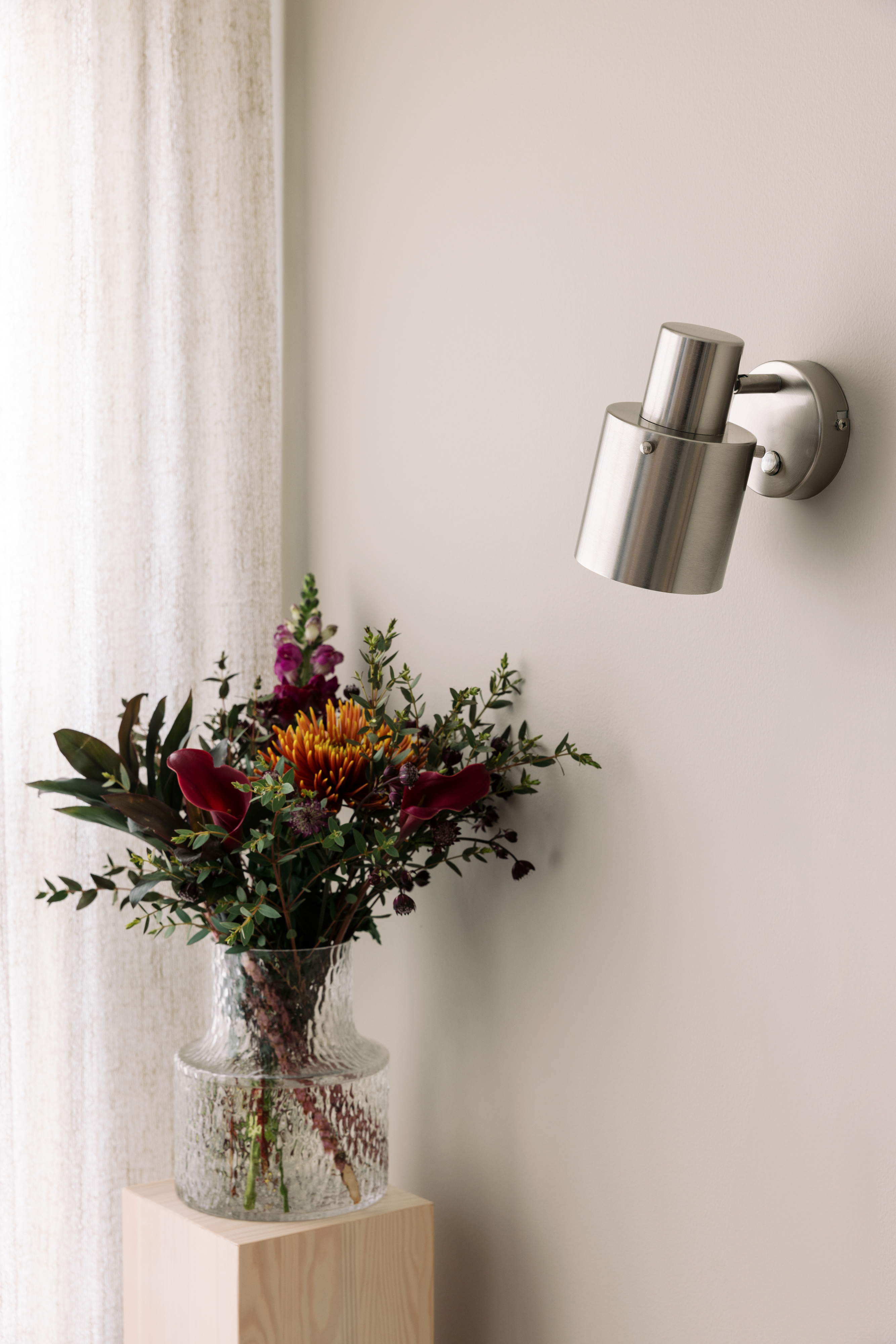 Globen Lighting Clark Wandleuchte Gebürsteter Stahl 1