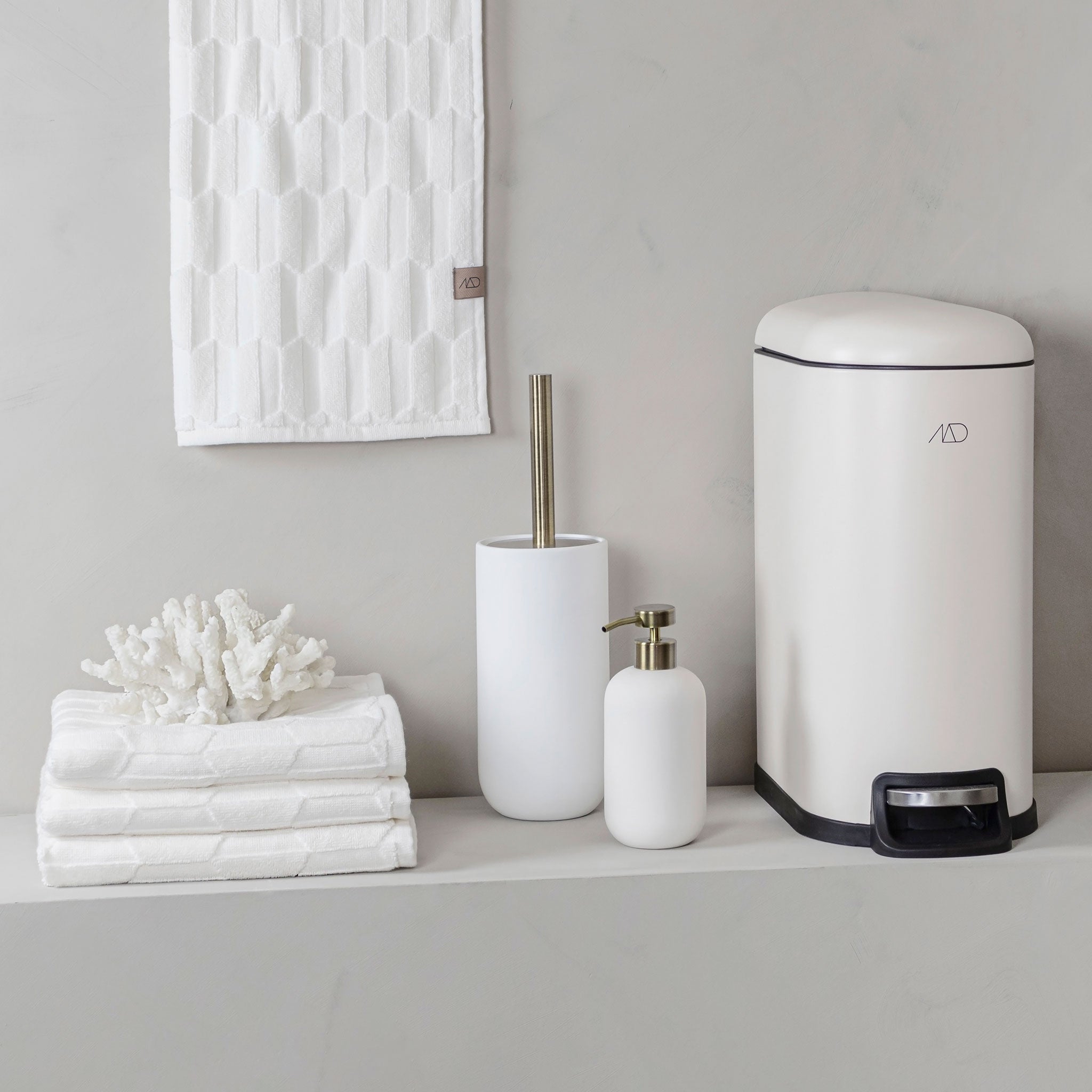 Mette Ditmer Mini-Walther Poljinroskis Off-White