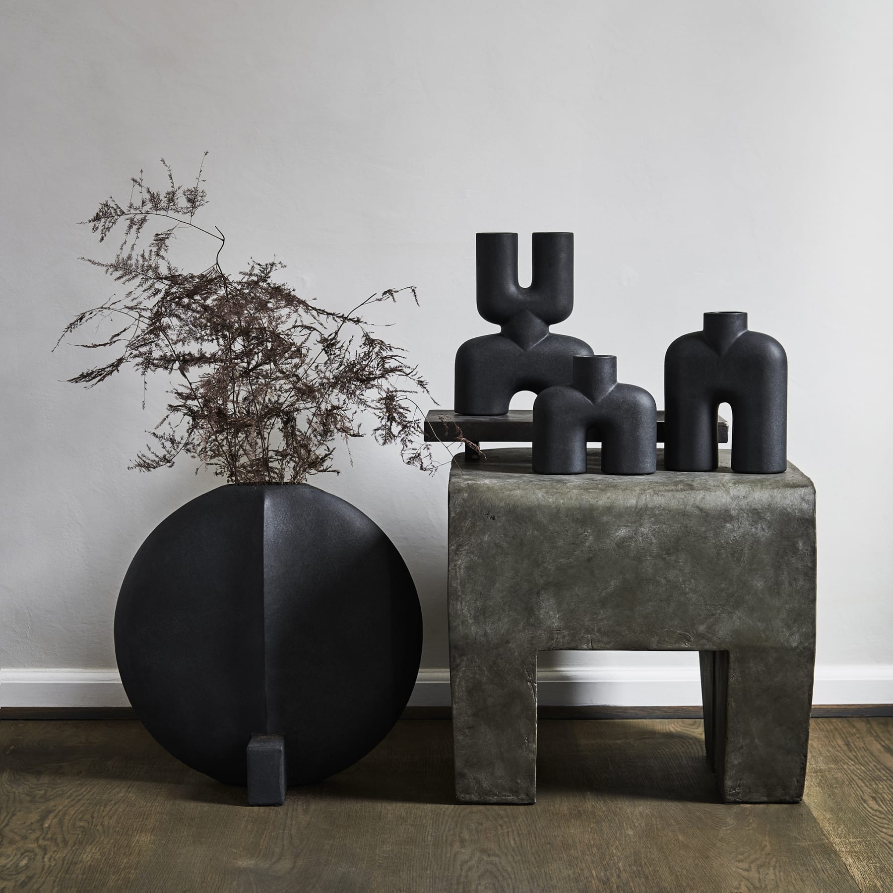 101 Copenhagen Cobra Tall Vase Svart Mini