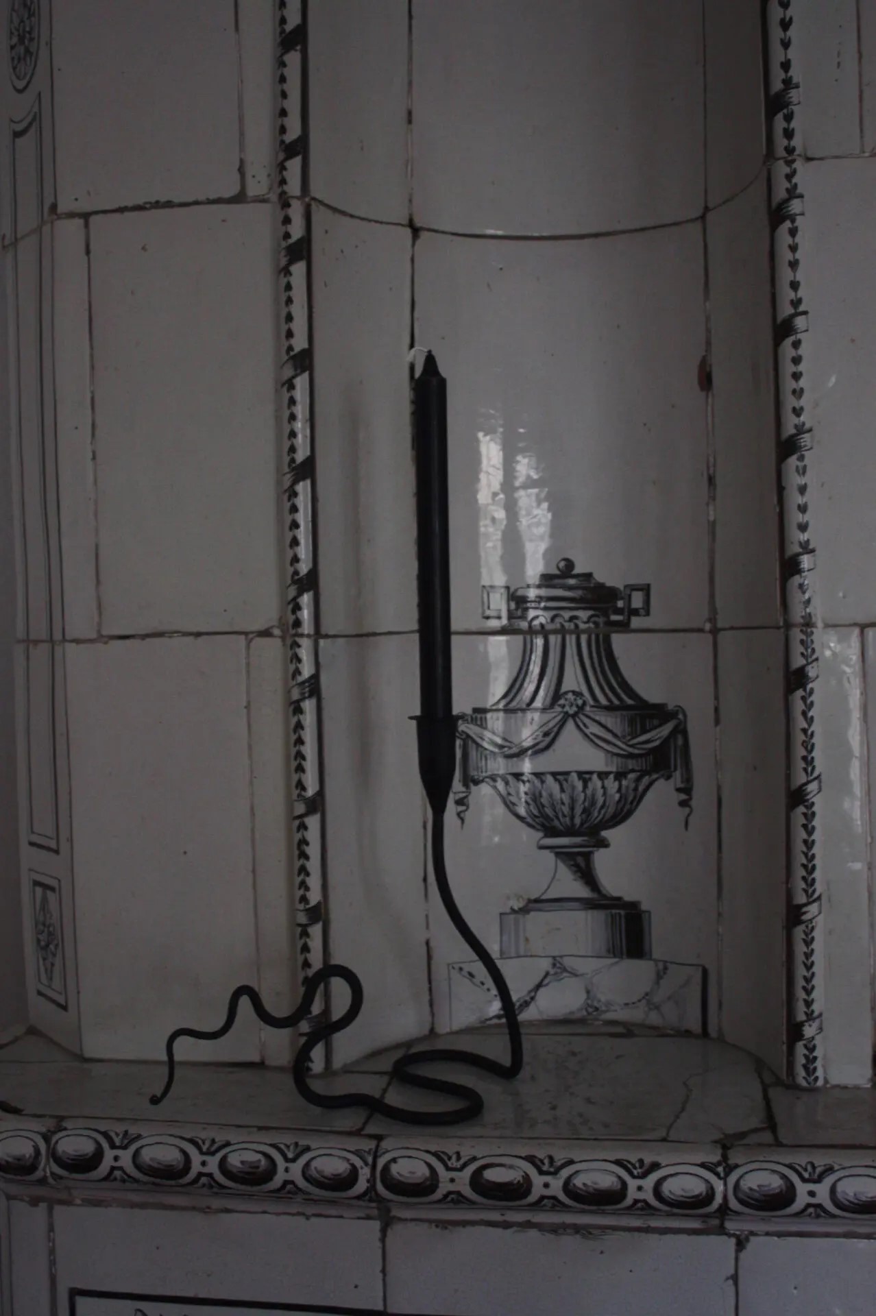 Olsson &amp; Jensen Kaa Ljusstake Svart 26cm