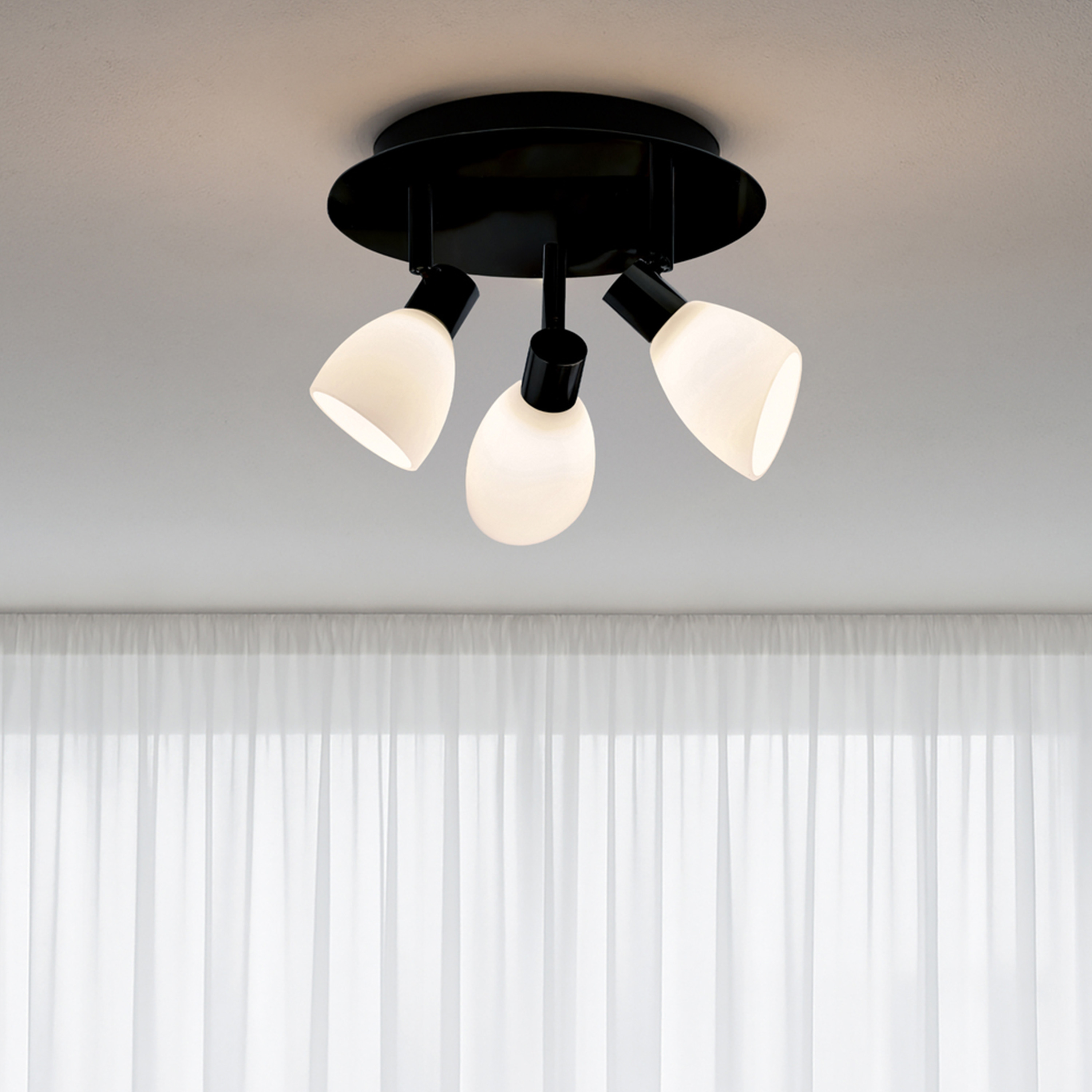 Herstal Cut Spotlight 3 lampor Svart