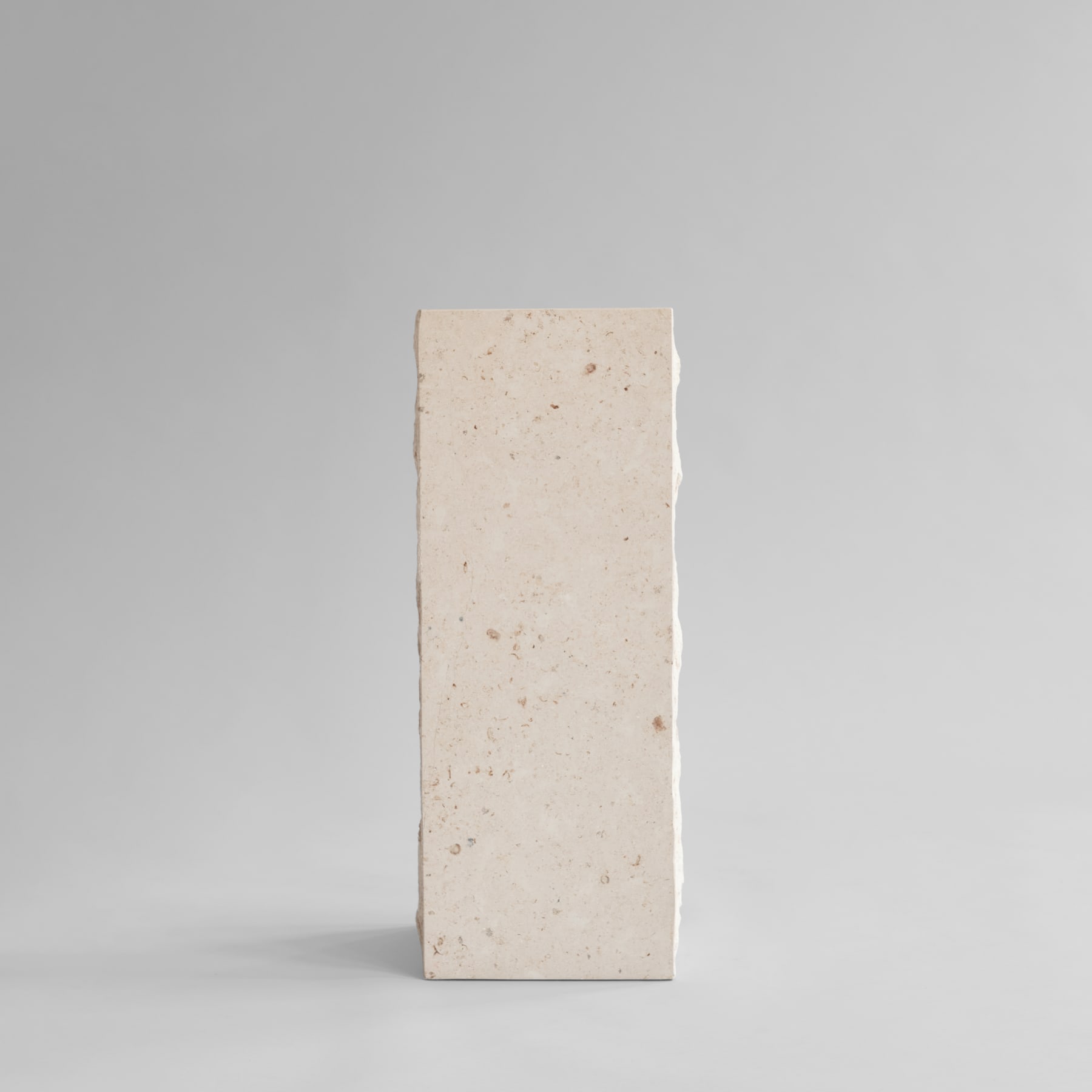 101 Copenhagen Podium Piedestal Limestone Maxi