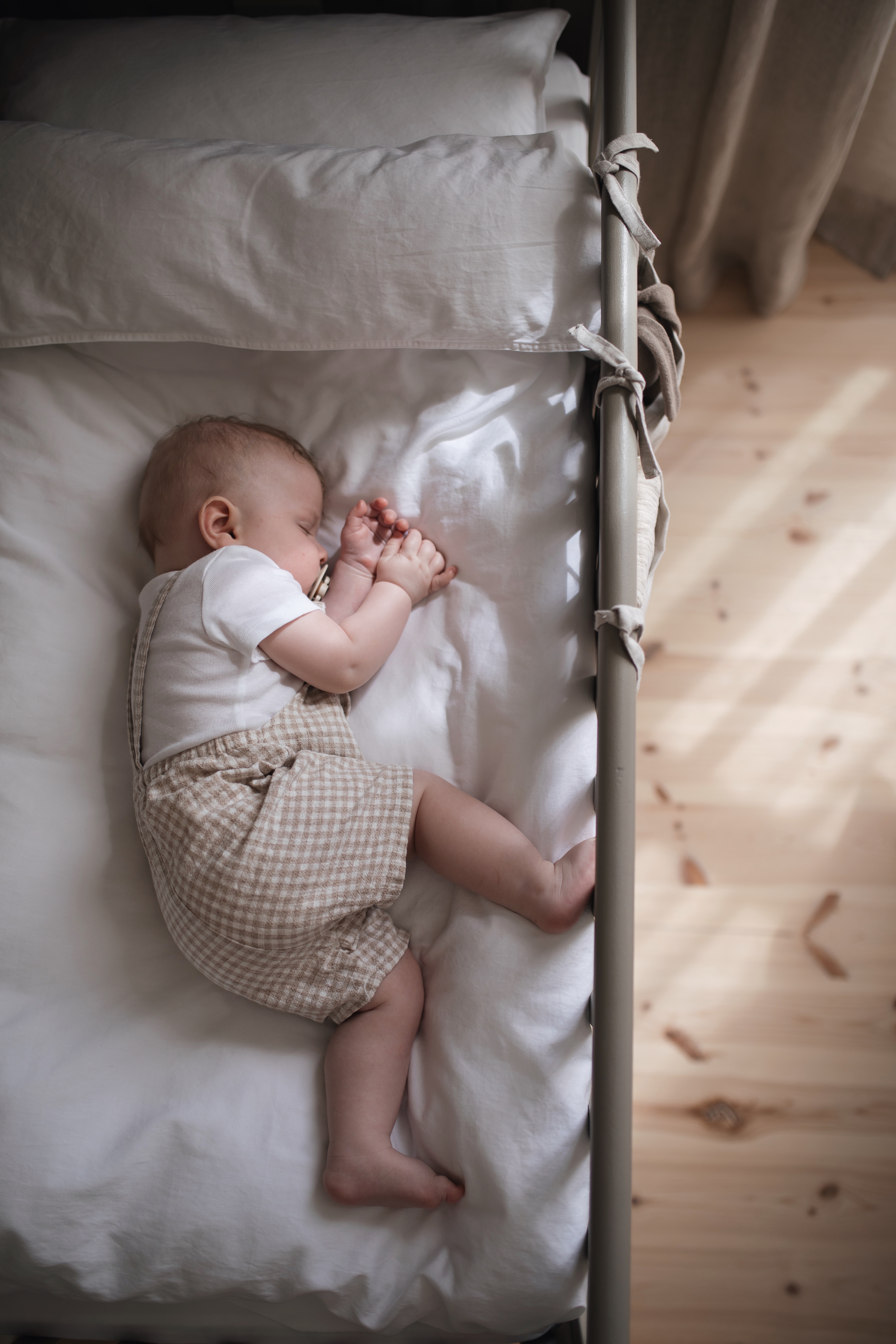 Read the Label Barn Påslakanset Spjälsäng White